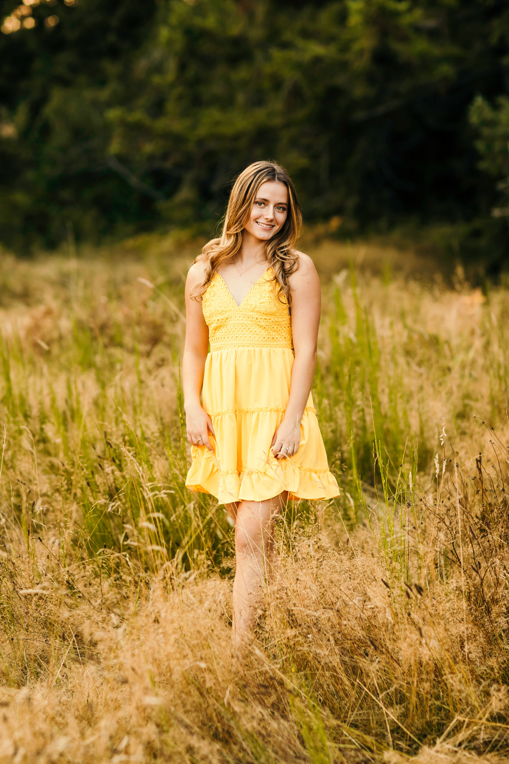 Issaquah senior portrait session by Snoqualmie senior portrait photographer James Thomas Long Photography