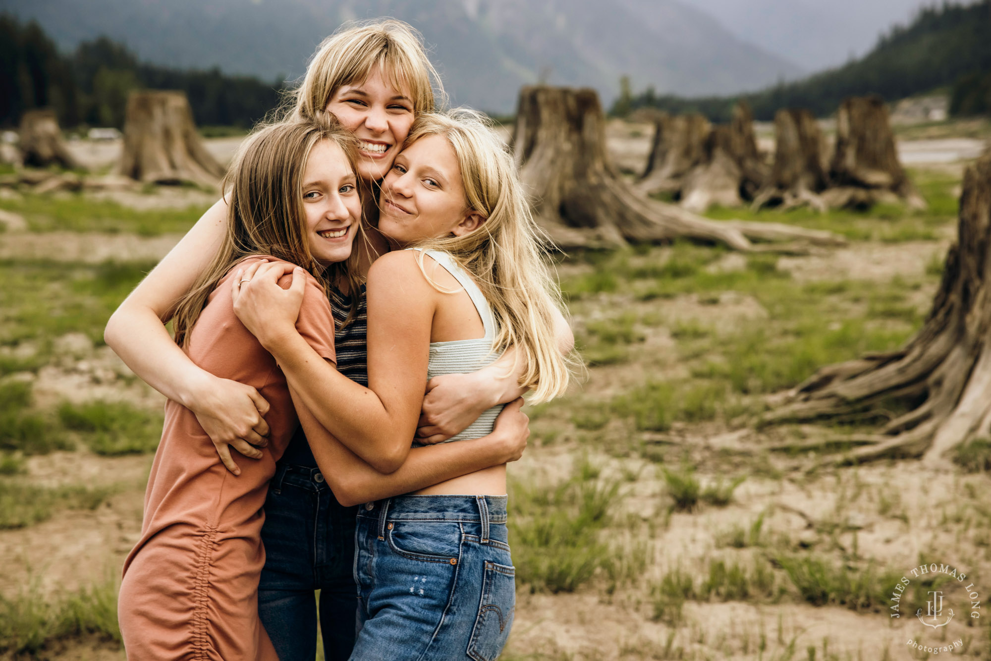 Snoqualmie Cascade Mountain family photography session by Snoqualmie family photographer James Thomas Long Photography