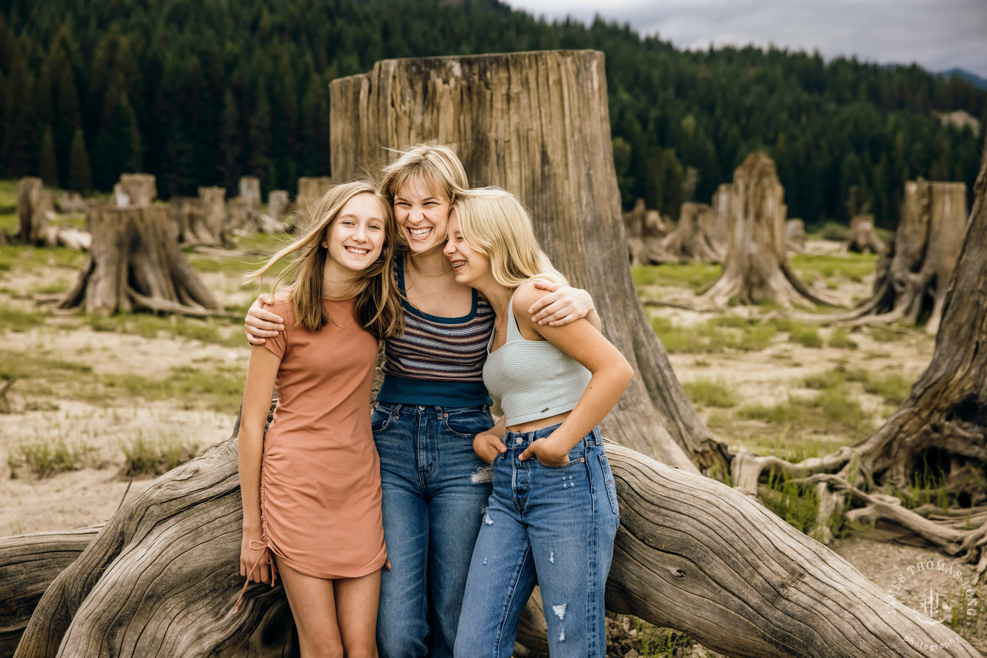 Snoqualmie Cascade Mountain family photography session by Snoqualmie family photographer James Thomas Long Photography