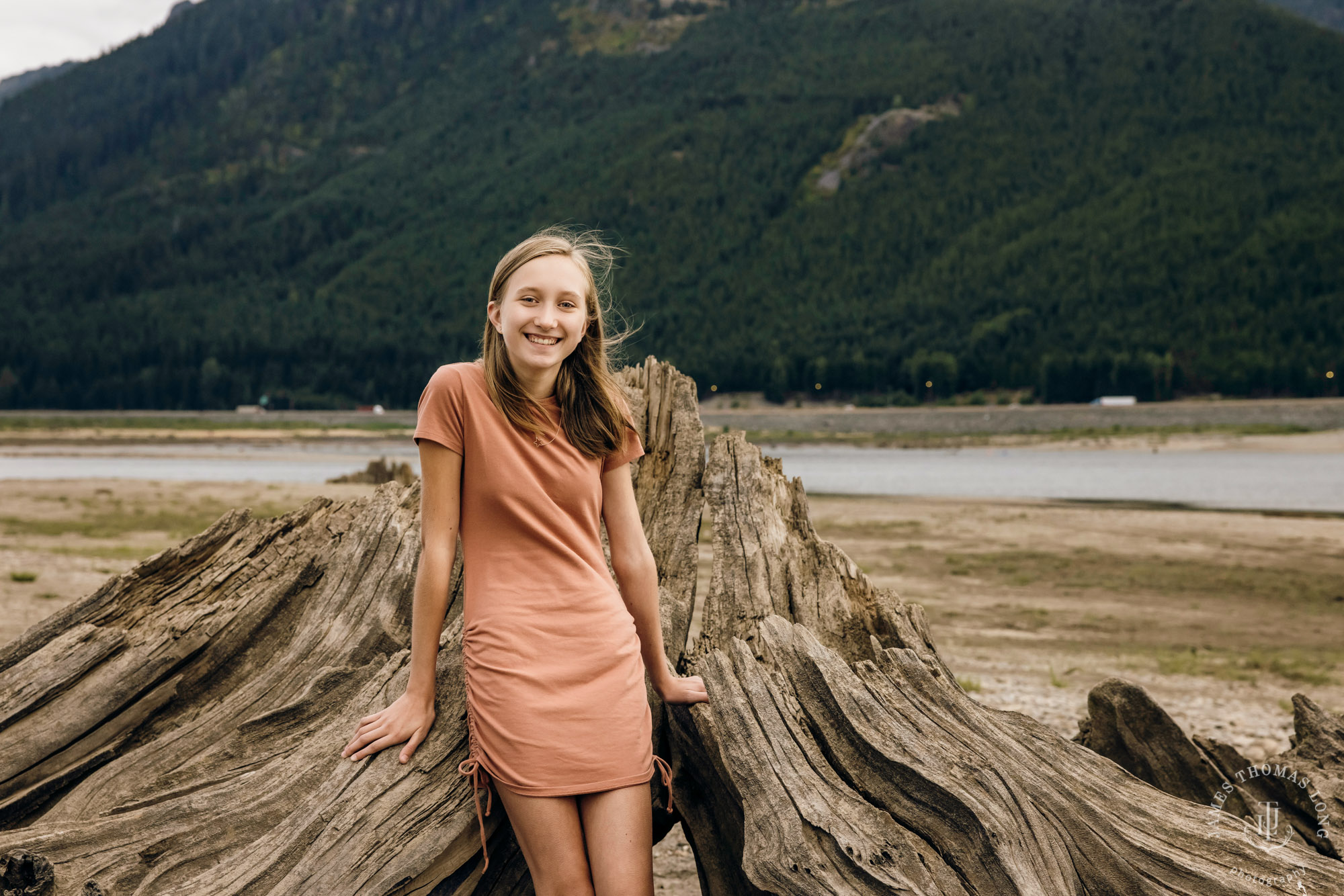 Snoqualmie Cascade Mountain family photography session by Snoqualmie family photographer James Thomas Long Photography