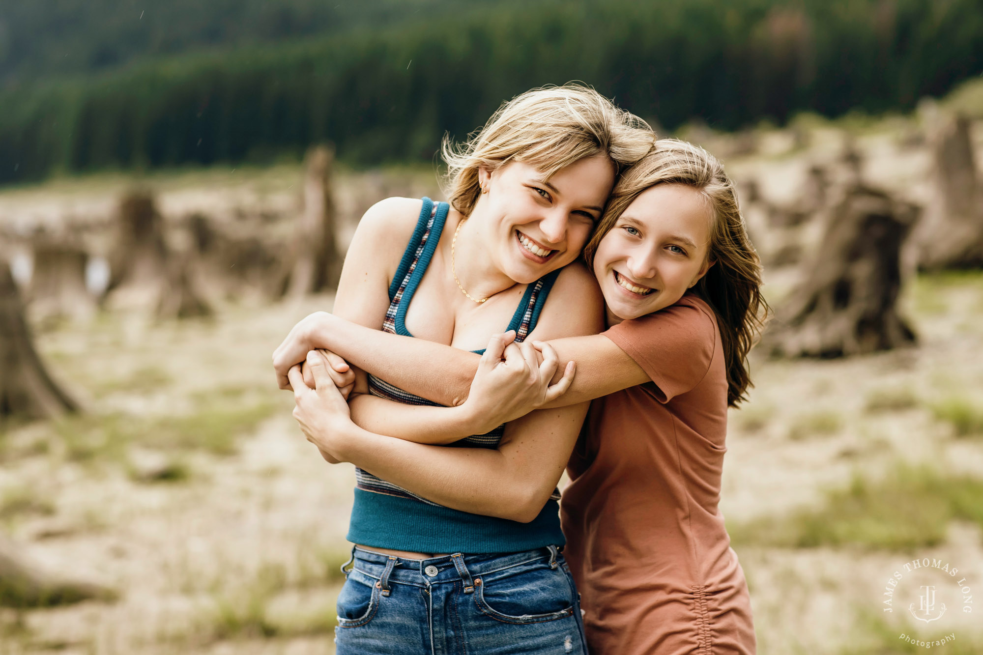 Snoqualmie Cascade Mountain family photography session by Snoqualmie family photographer James Thomas Long Photography