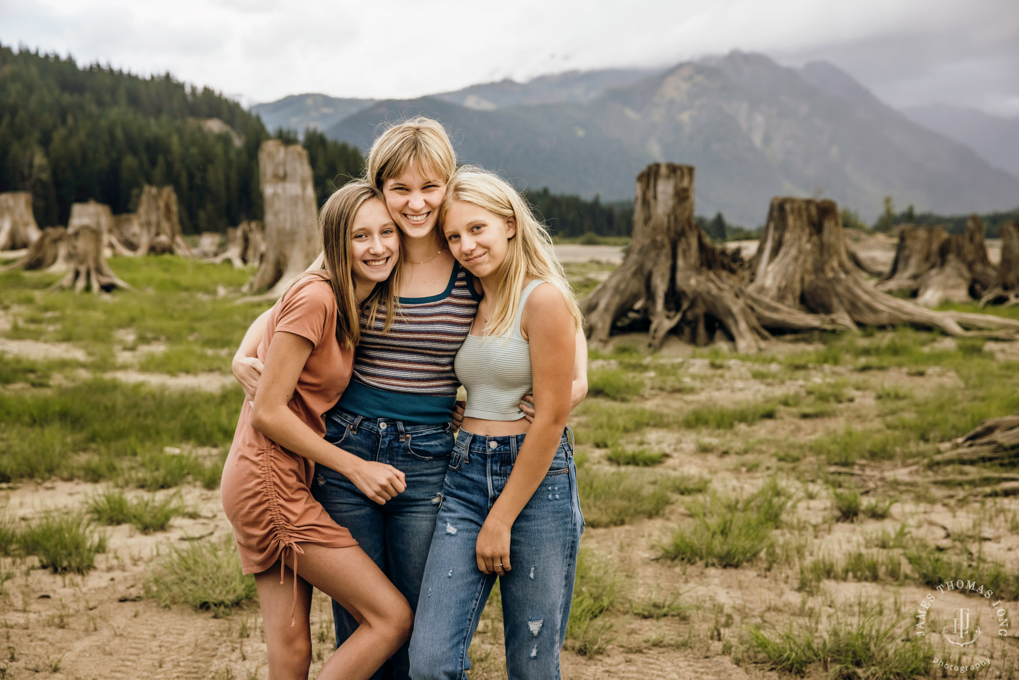 Snoqualmie Cascade Mountain family photography session by Snoqualmie family photographer James Thomas Long Photography