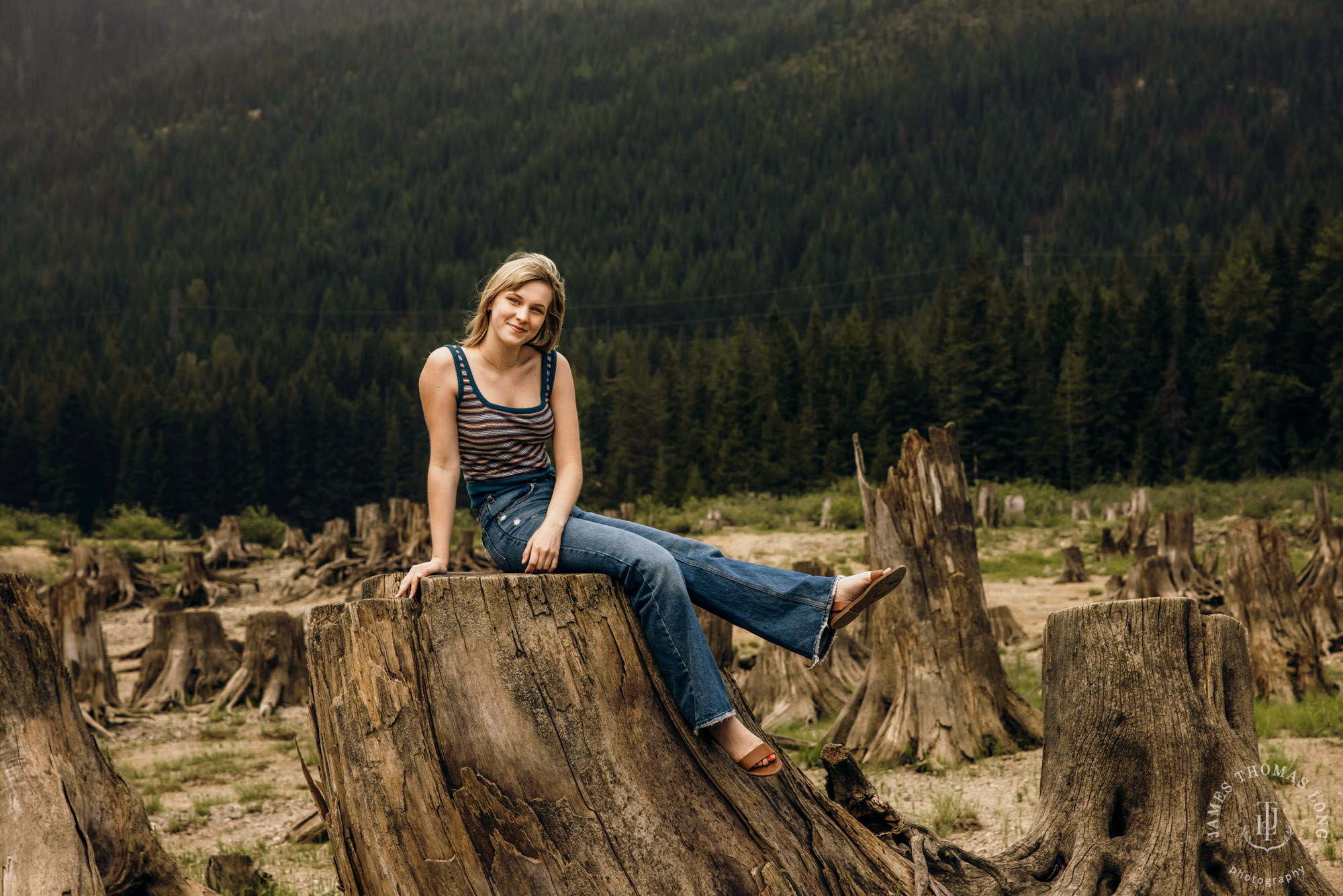 Snoqualmie Cascade Mountain family photography session by Snoqualmie family photographer James Thomas Long Photography