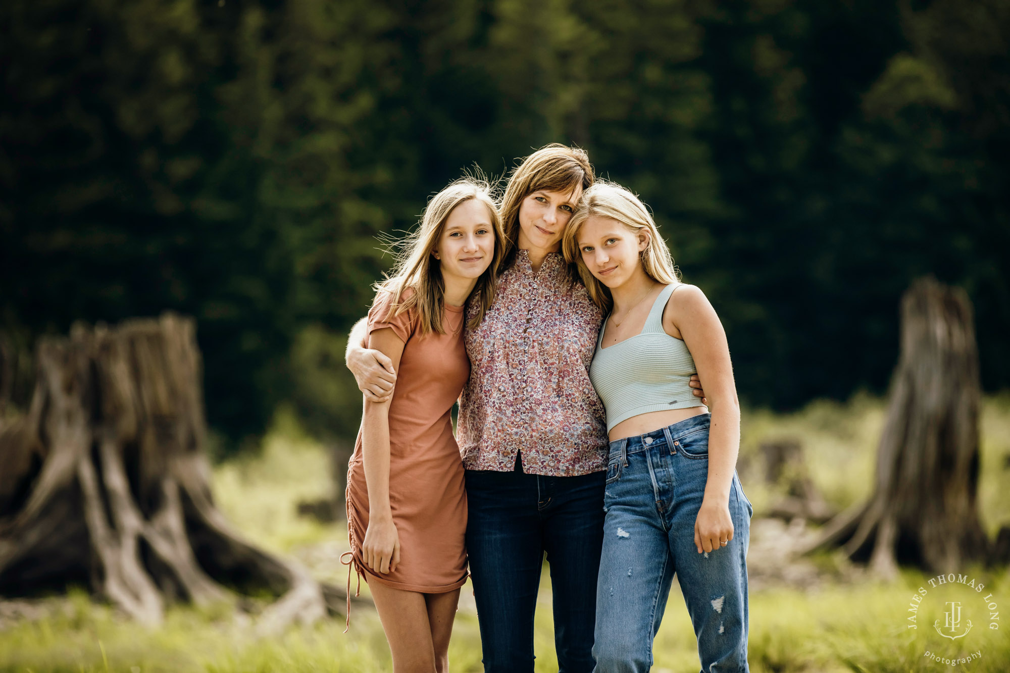 Snoqualmie Cascade Mountain family photography session by Snoqualmie family photographer James Thomas Long Photography