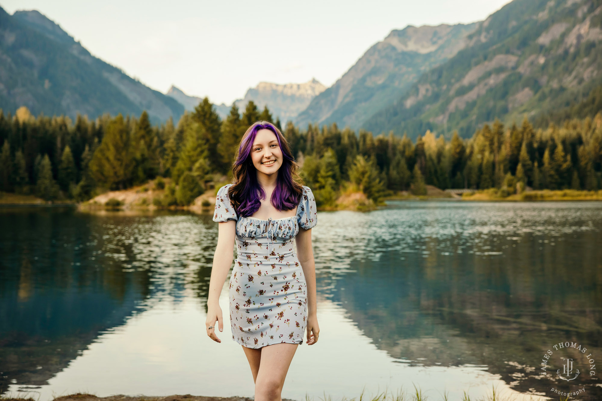 Snoqualmie Pass senior portrait session by James Thomas Long Photography