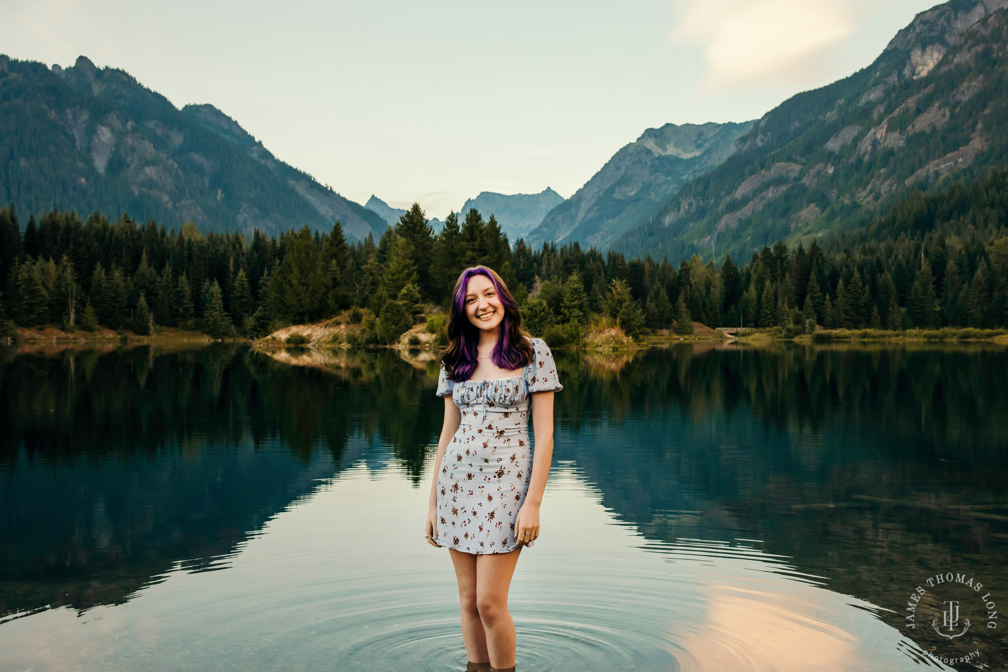 Snoqualmie Pass senior portrait session by James Thomas Long Photography