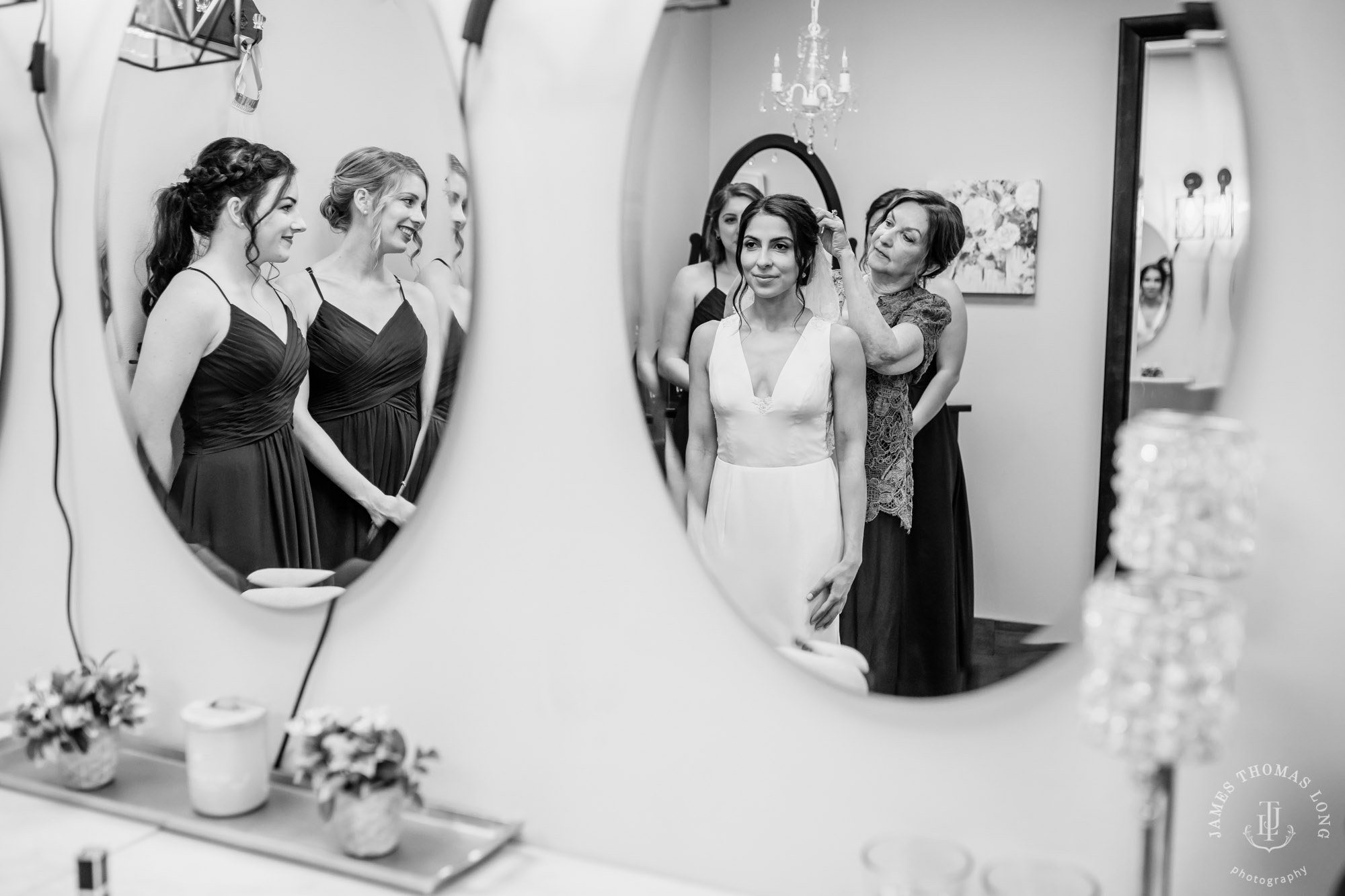 The Club at Snoqualmie Ridge wedding by Snoqualmie Wedding Photographer James Thomas Long Photography