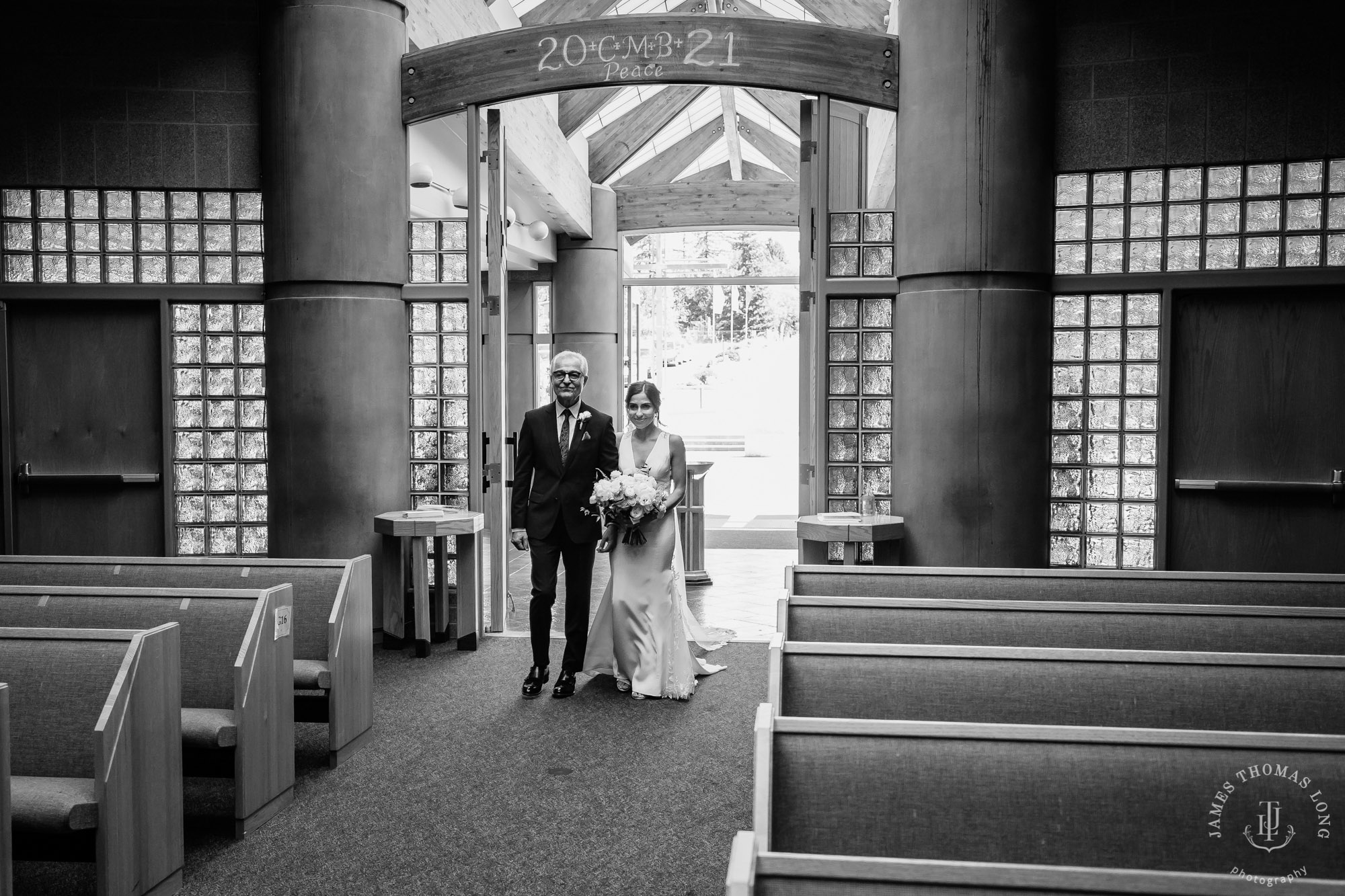 The Club at Snoqualmie Ridge wedding by Snoqualmie Wedding Photographer James Thomas Long Photography