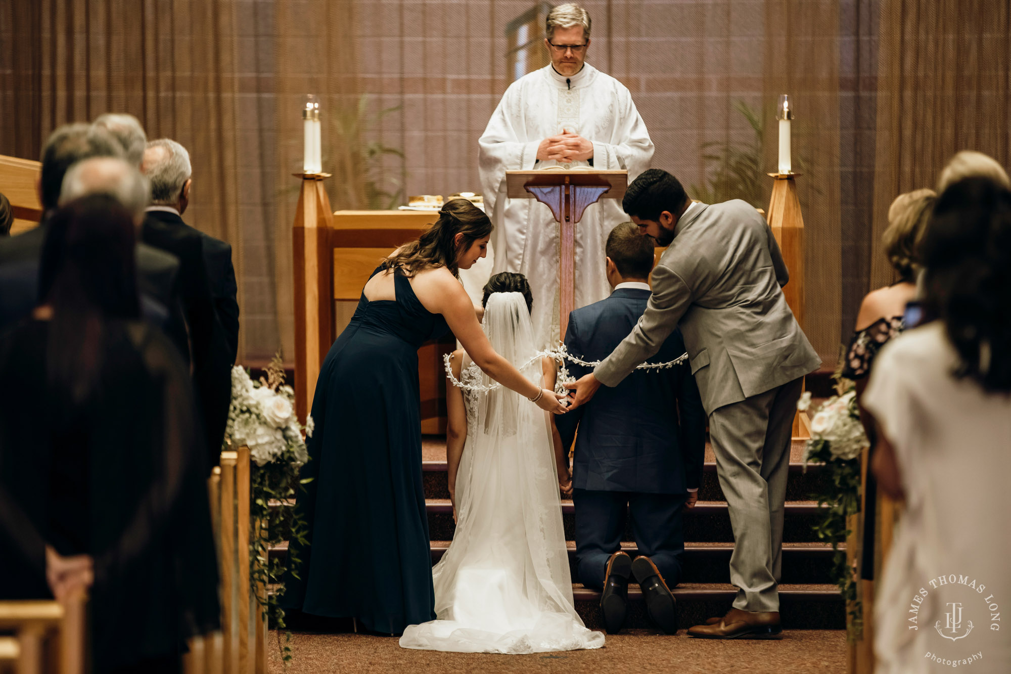 The Club at Snoqualmie Ridge wedding by Snoqualmie Wedding Photographer James Thomas Long Photography