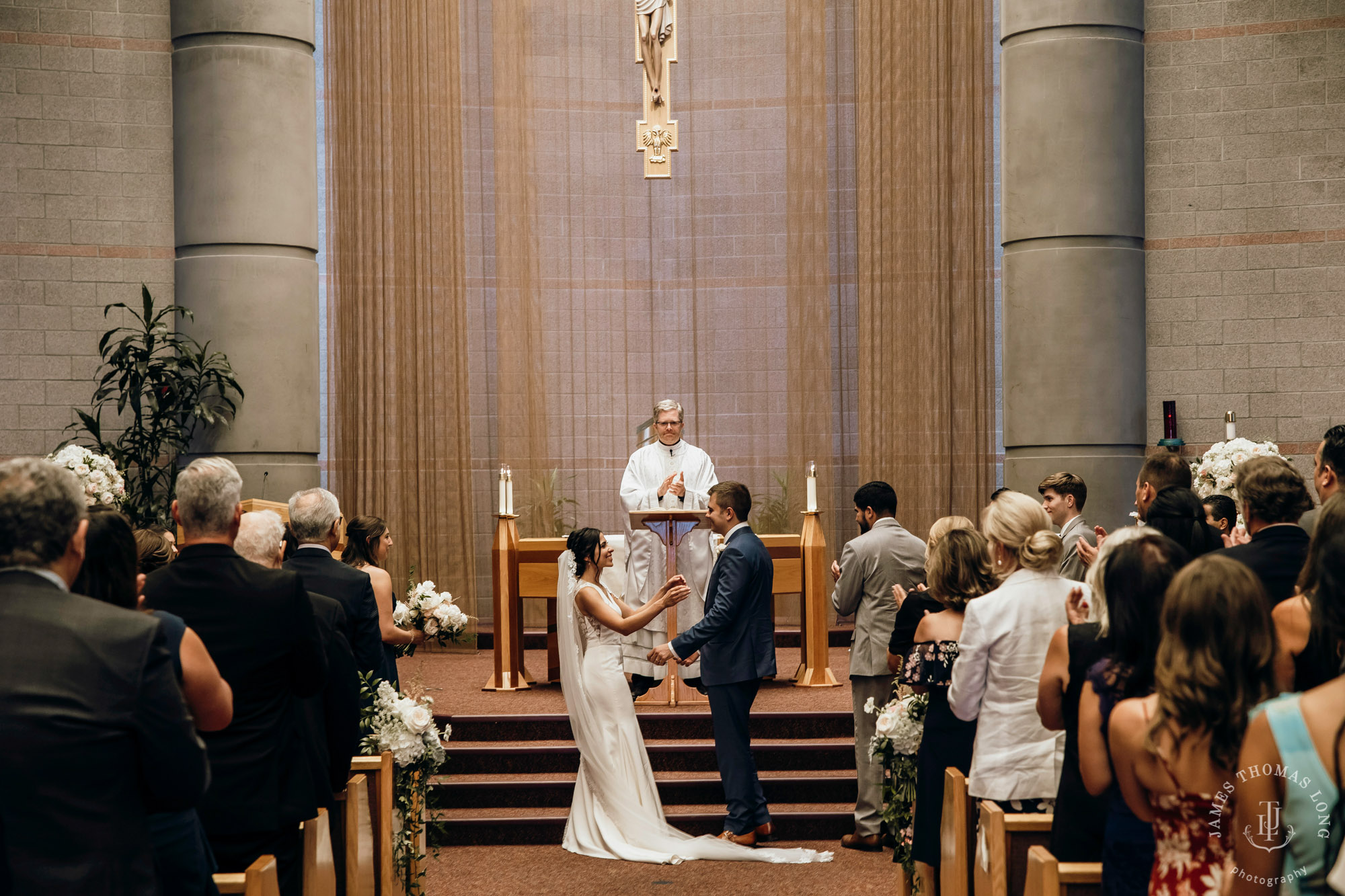 The Club at Snoqualmie Ridge wedding by Snoqualmie Wedding Photographer James Thomas Long Photography