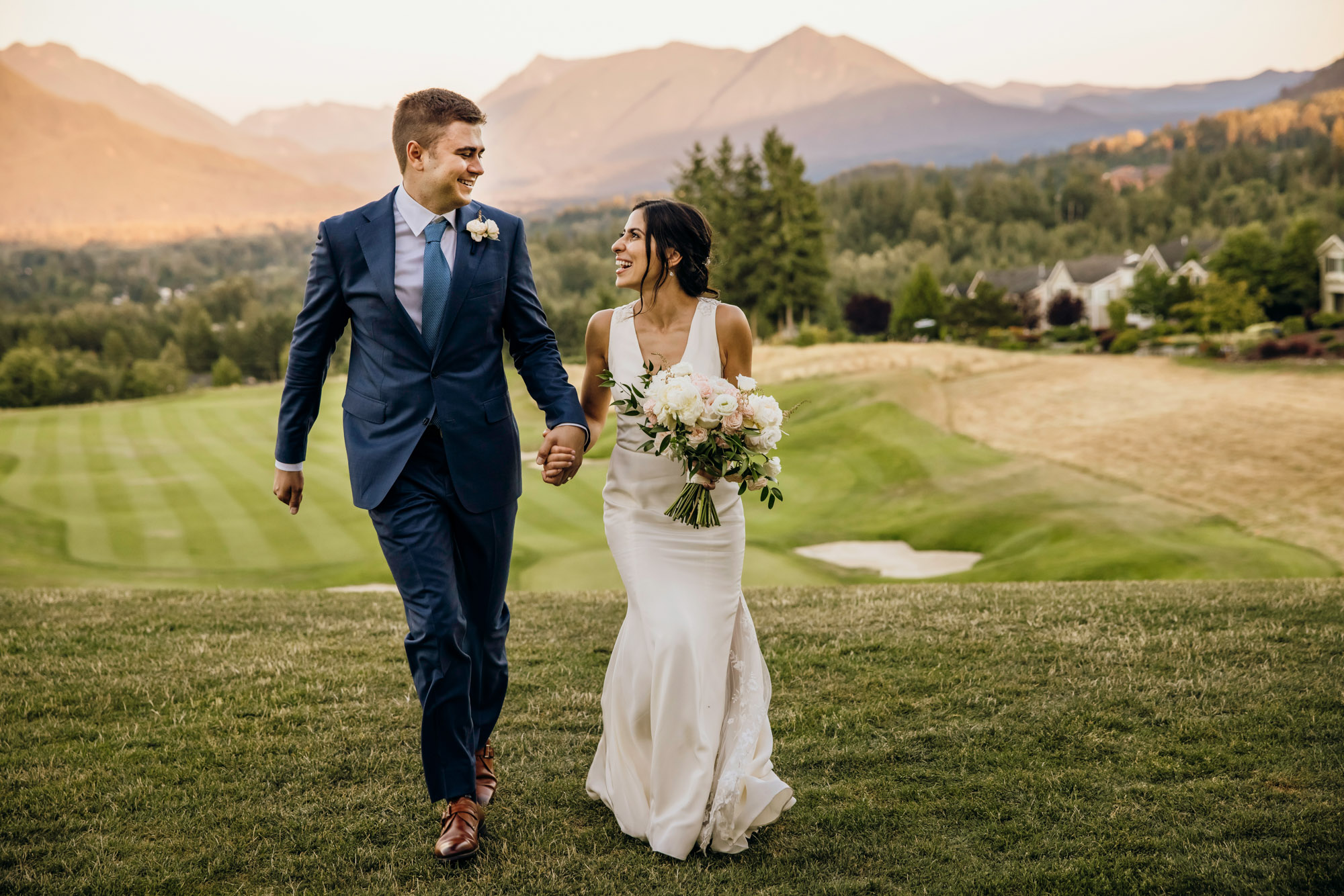 The Club at Snoqualmie Ridge wedding by Snoqualmie Wedding Photographer James Thomas Long Photography