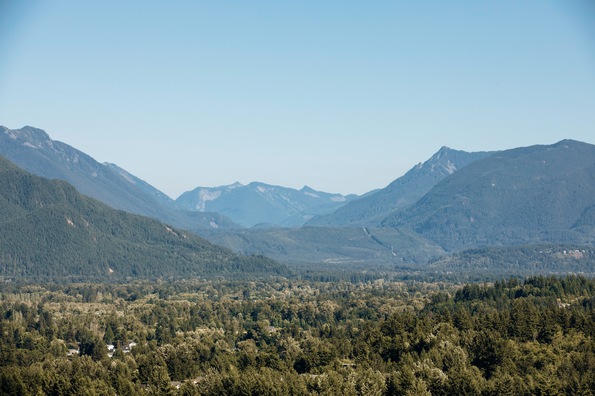 The Club at Snoqualmie Ridge wedding by Snoqualmie Wedding Photographer James Thomas Long Photography