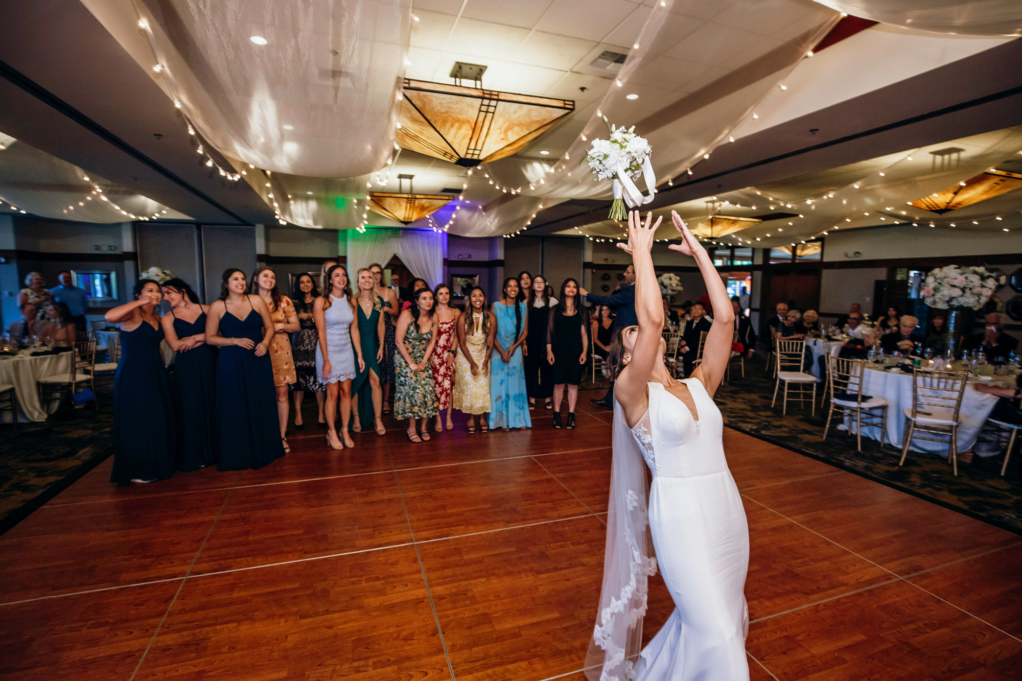 The Club at Snoqualmie Ridge wedding by Snoqualmie Wedding Photographer James Thomas Long Photography