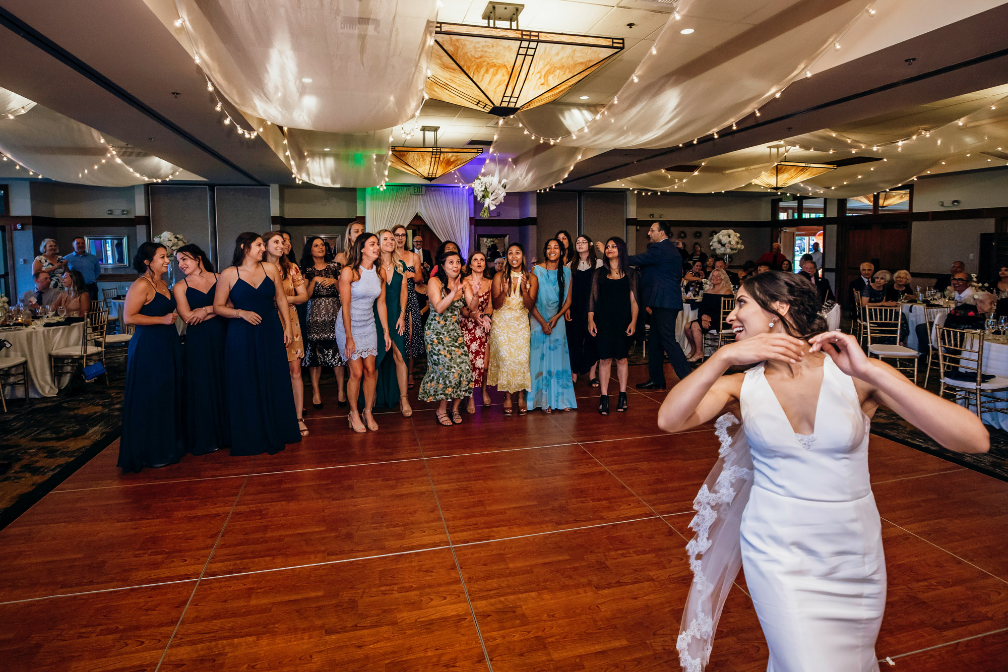 The Club at Snoqualmie Ridge wedding by Snoqualmie Wedding Photographer James Thomas Long Photography