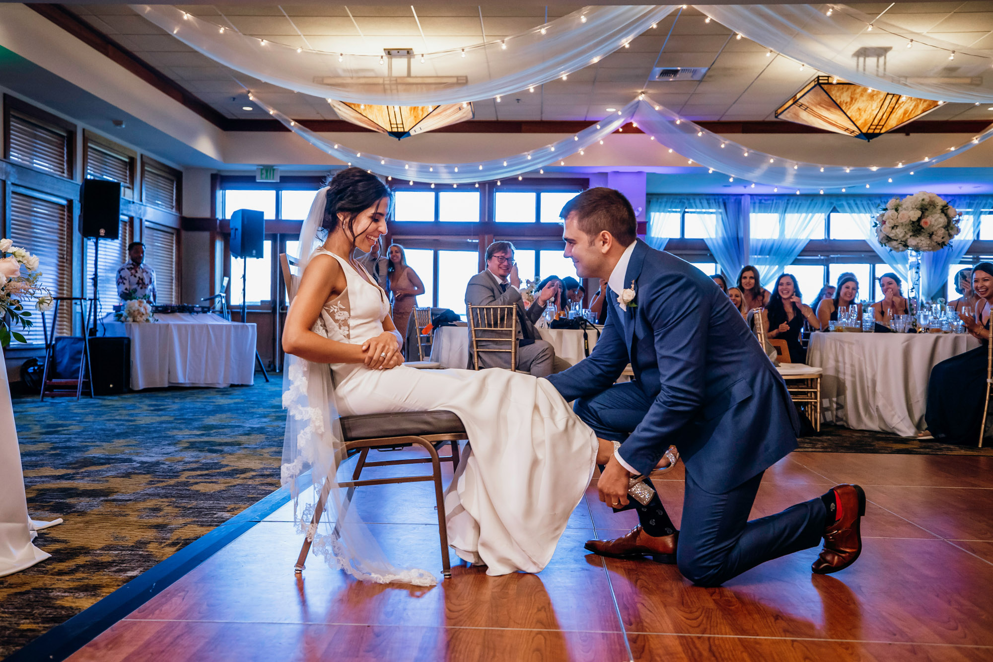 The Club at Snoqualmie Ridge wedding by Snoqualmie Wedding Photographer James Thomas Long Photography