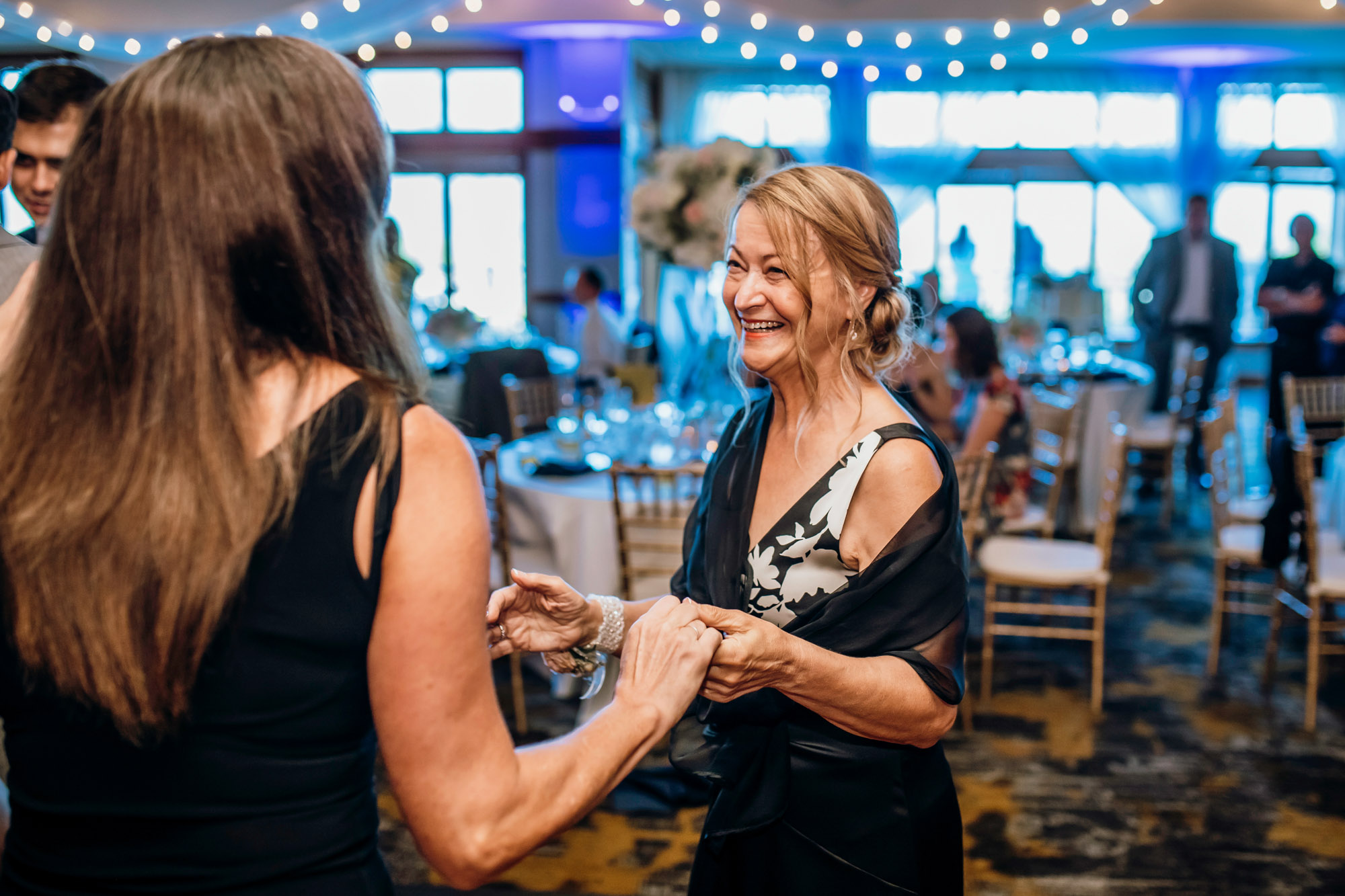 The Club at Snoqualmie Ridge wedding by Snoqualmie Wedding Photographer James Thomas Long Photography