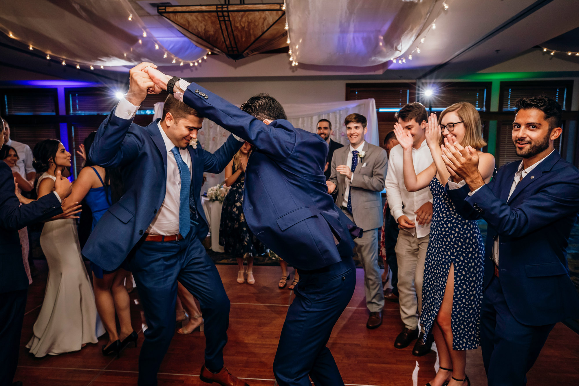 The Club at Snoqualmie Ridge wedding by Snoqualmie Wedding Photographer James Thomas Long Photography