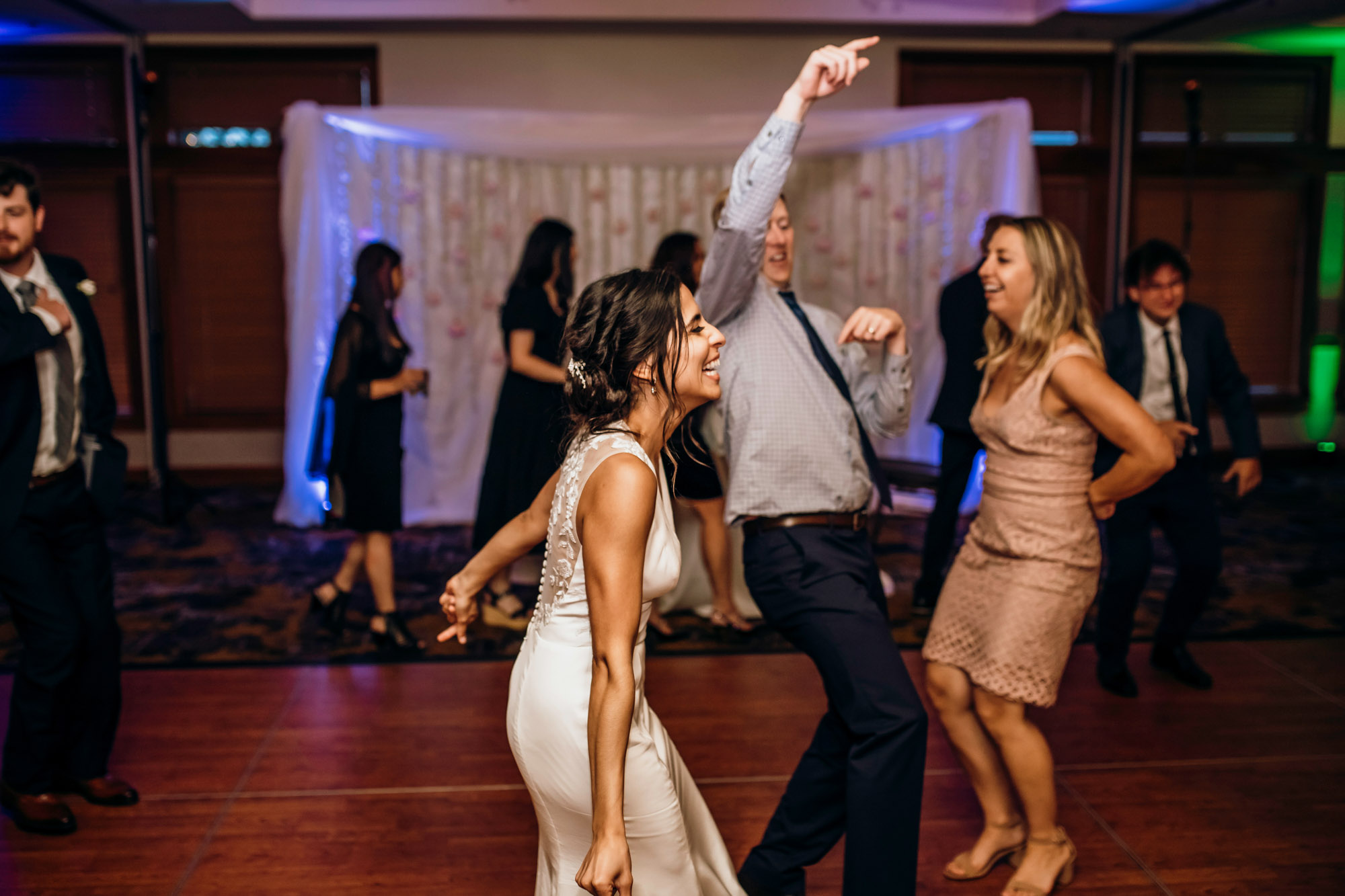 The Club at Snoqualmie Ridge wedding by Snoqualmie Wedding Photographer James Thomas Long Photography