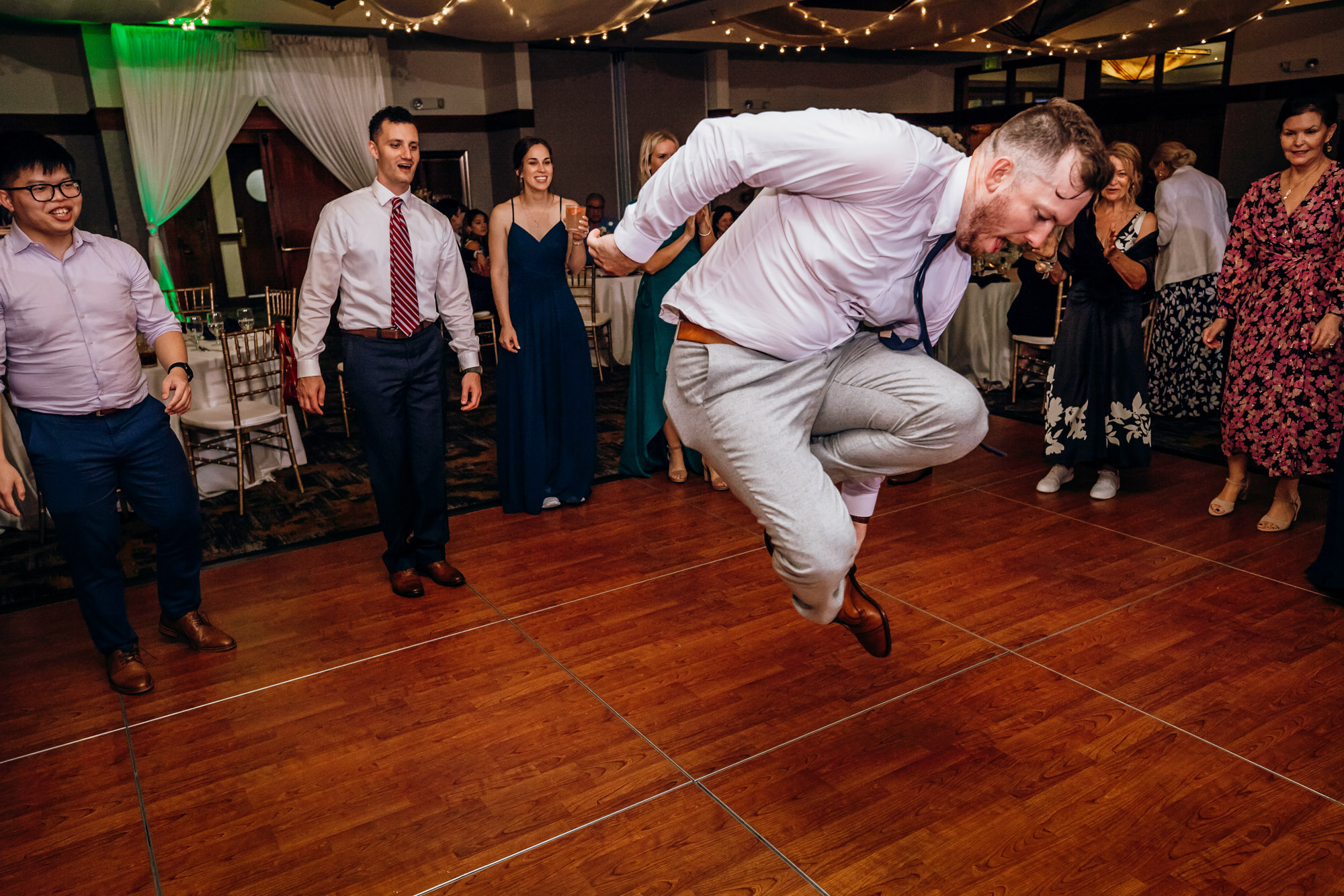 The Club at Snoqualmie Ridge wedding by Snoqualmie Wedding Photographer James Thomas Long Photography