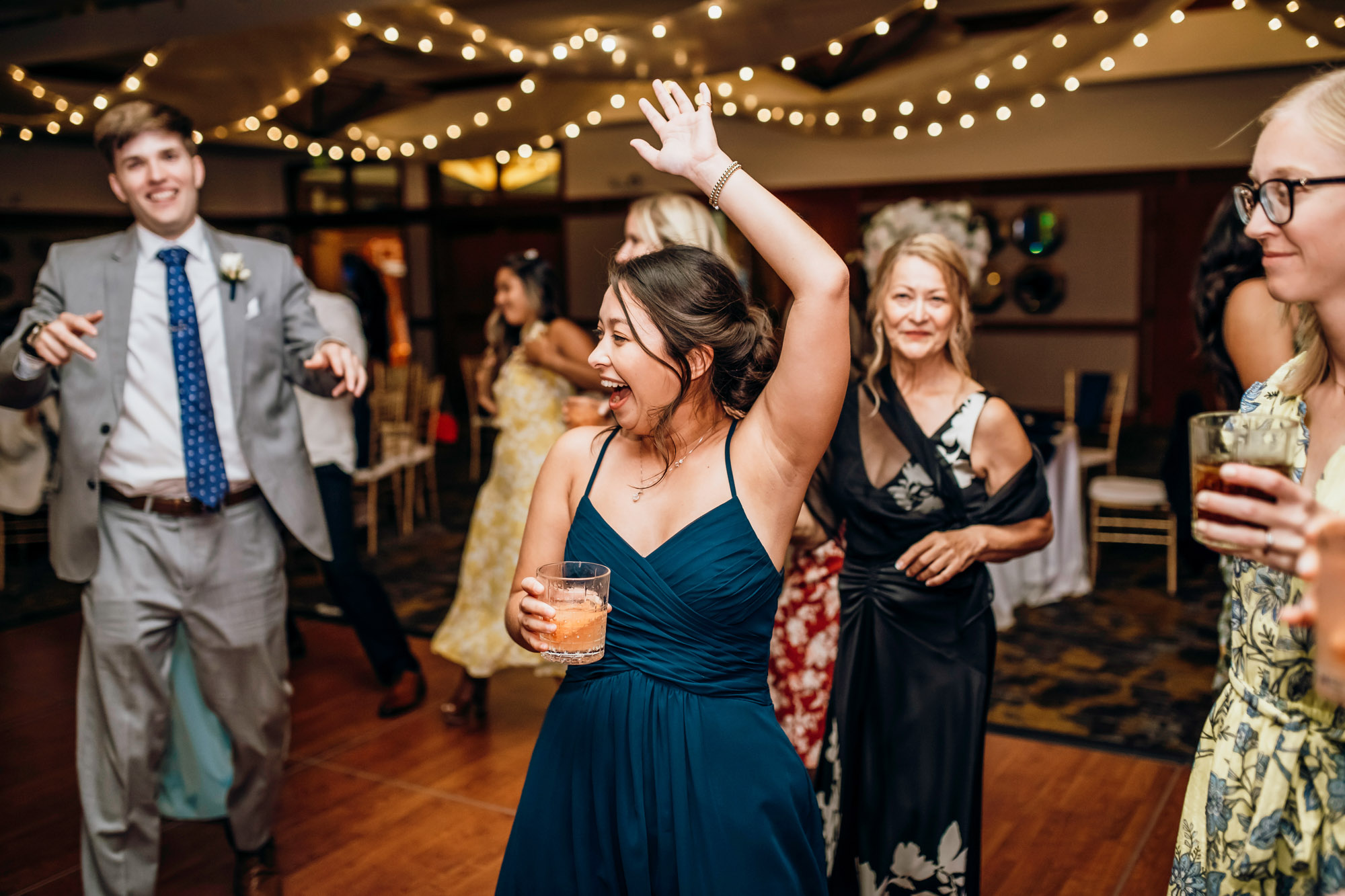 The Club at Snoqualmie Ridge wedding by Snoqualmie Wedding Photographer James Thomas Long Photography