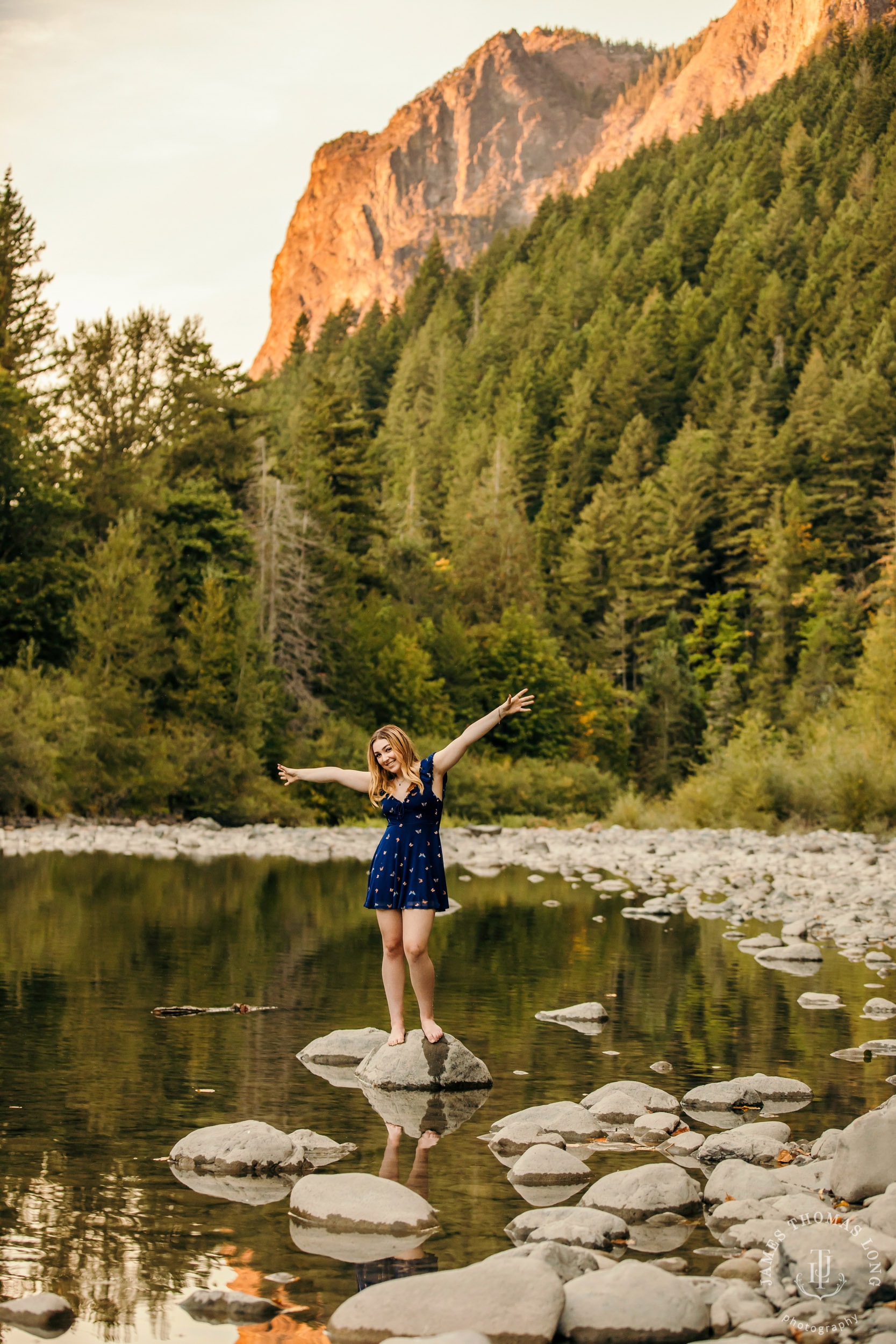 Mount Si Senior Portrait Photographer James Thomas Long Photography