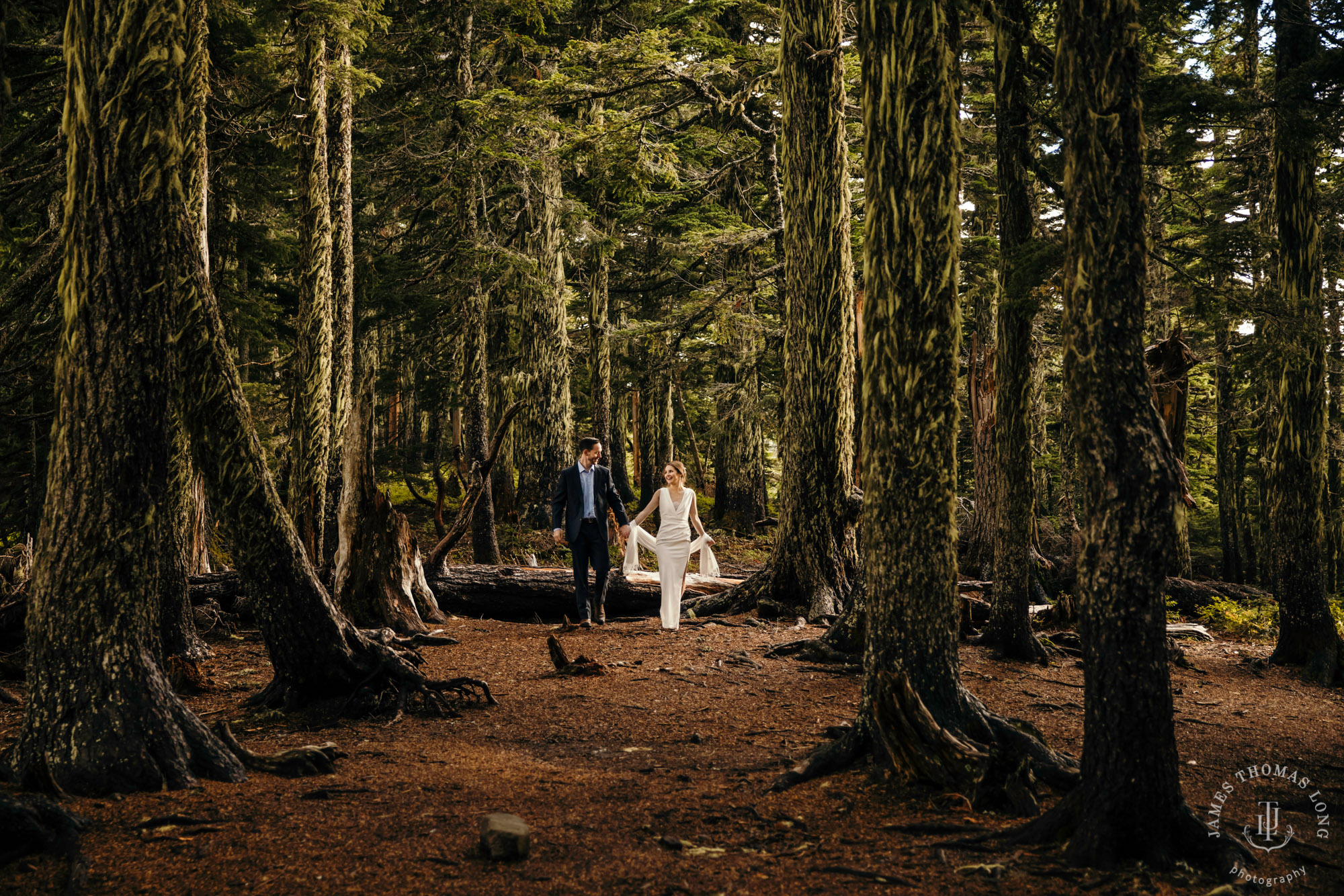 Mount Rainier adventure elopement photographer James Thomas Long Photography