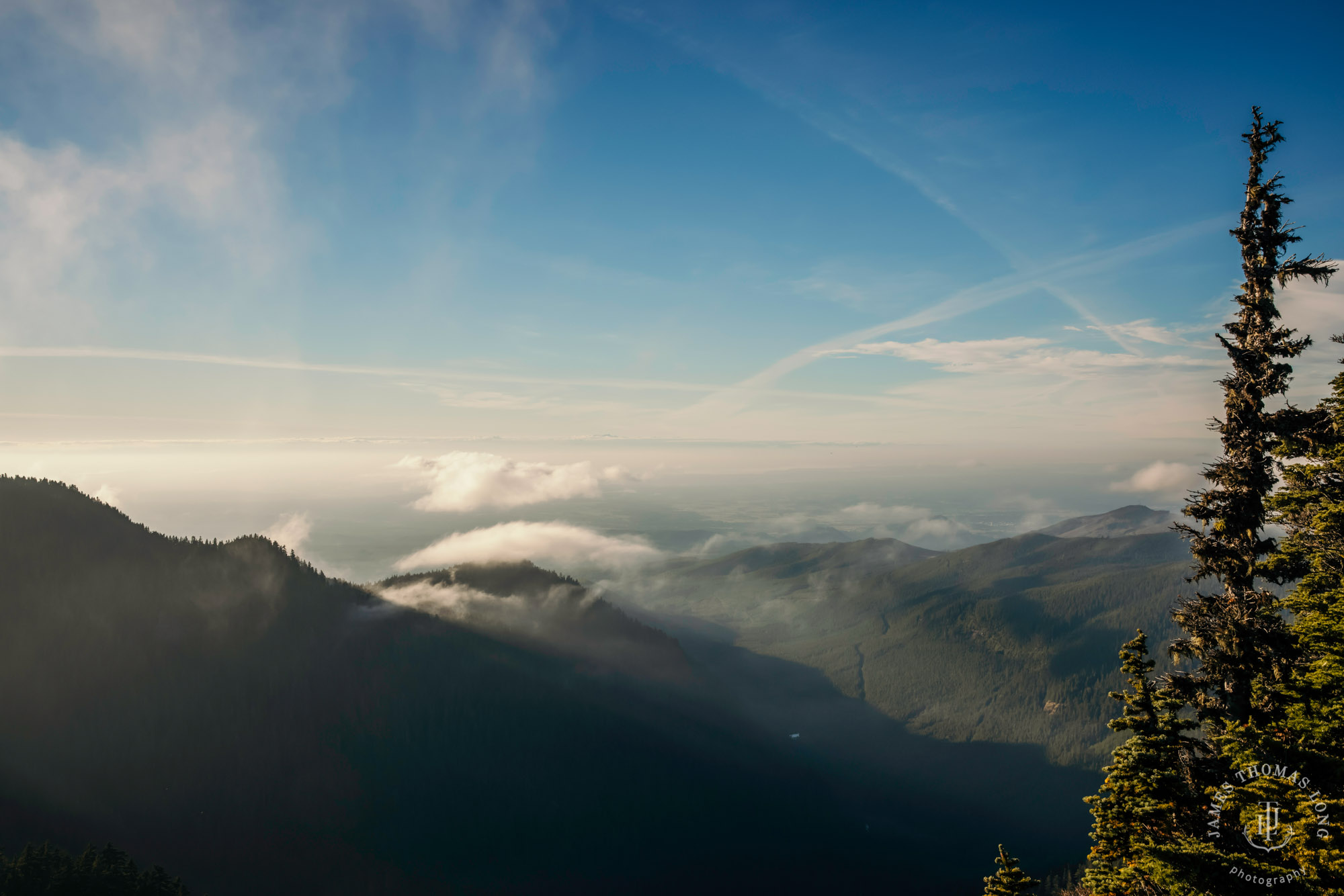 Mount Rainier adventure elopement photographer James Thomas Long Photography