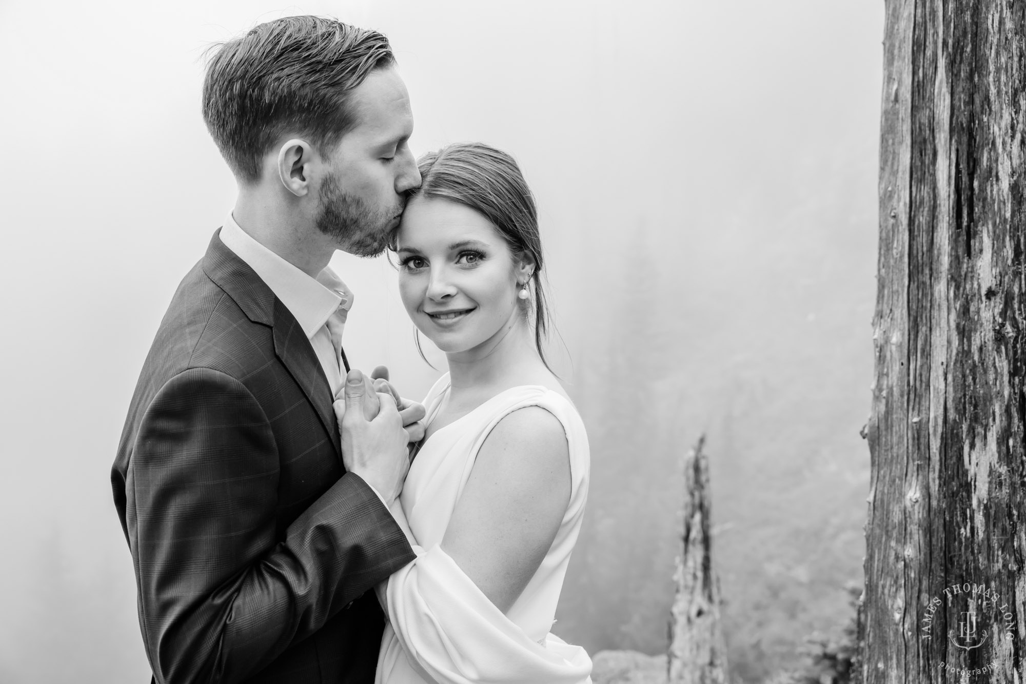 Mount Rainier adventure elopement photographer James Thomas Long Photography