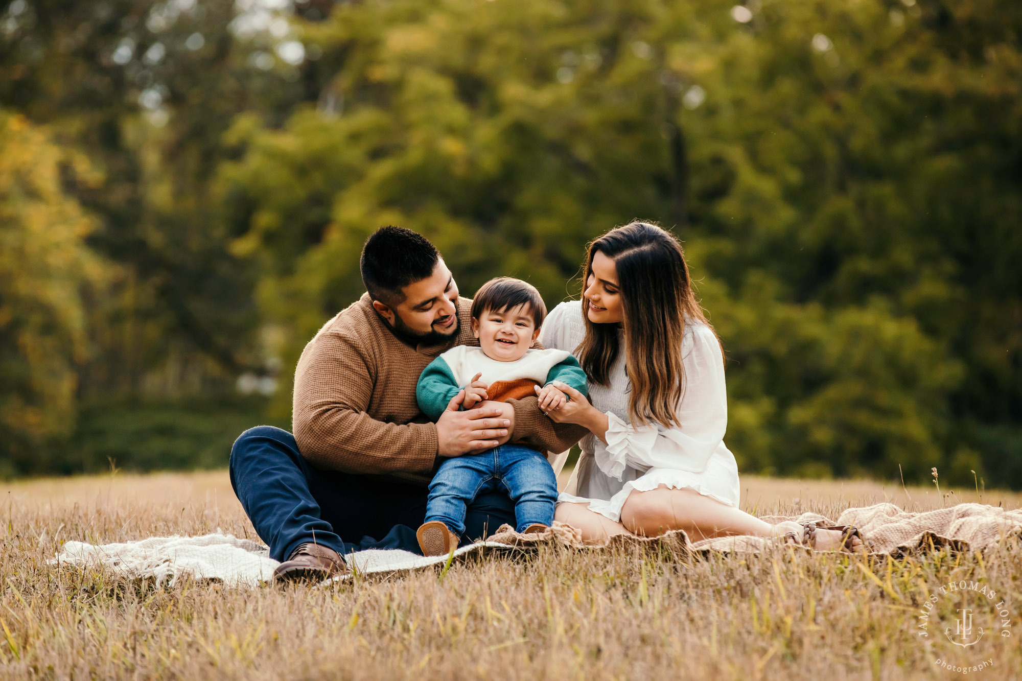 Seattle family photography session by Snoqualmie Family Photographer James Thomas Long Photography