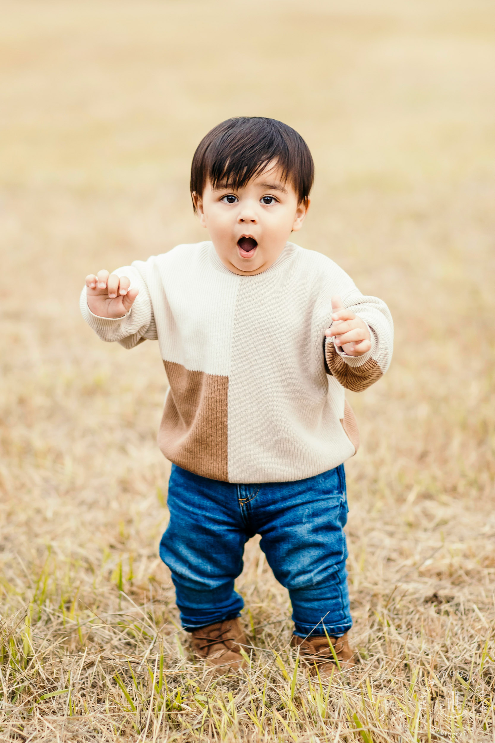 Seattle family photography session by Snoqualmie Family Photographer James Thomas Long Photography