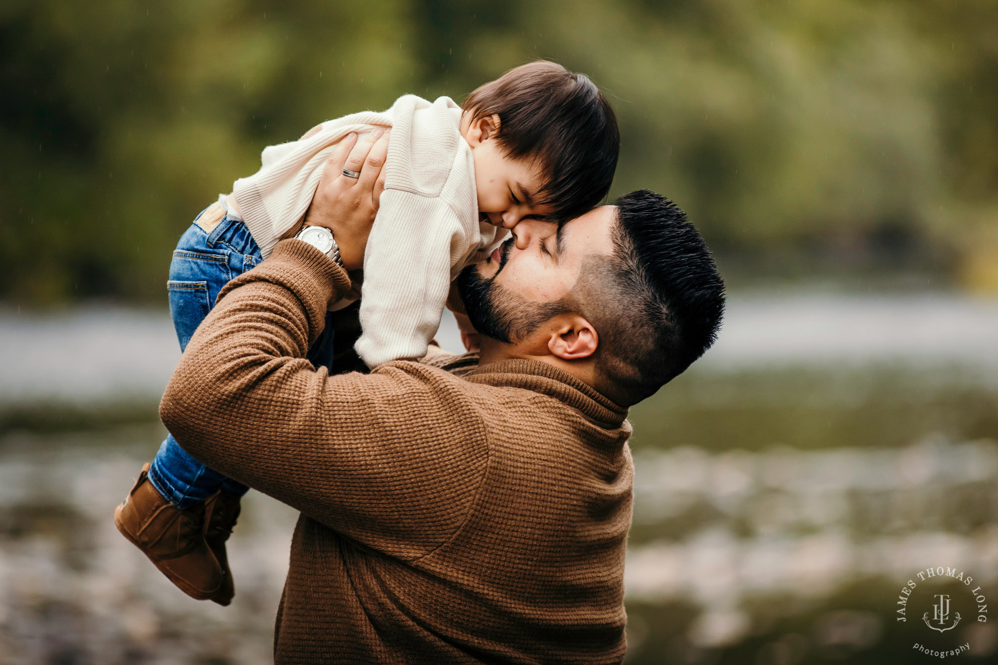 Seattle family photography session by Snoqualmie Family Photographer James Thomas Long Photography