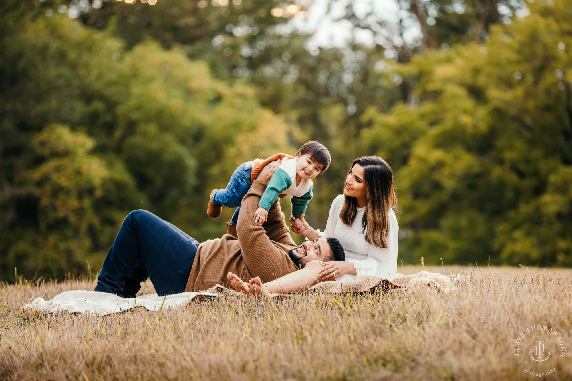 Seattle family photography session by Snoqualmie Family Photographer James Thomas Long Photography