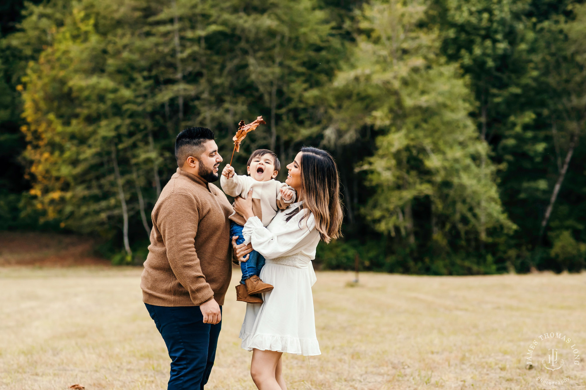 Seattle family photography session by Snoqualmie Family Photographer James Thomas Long Photography