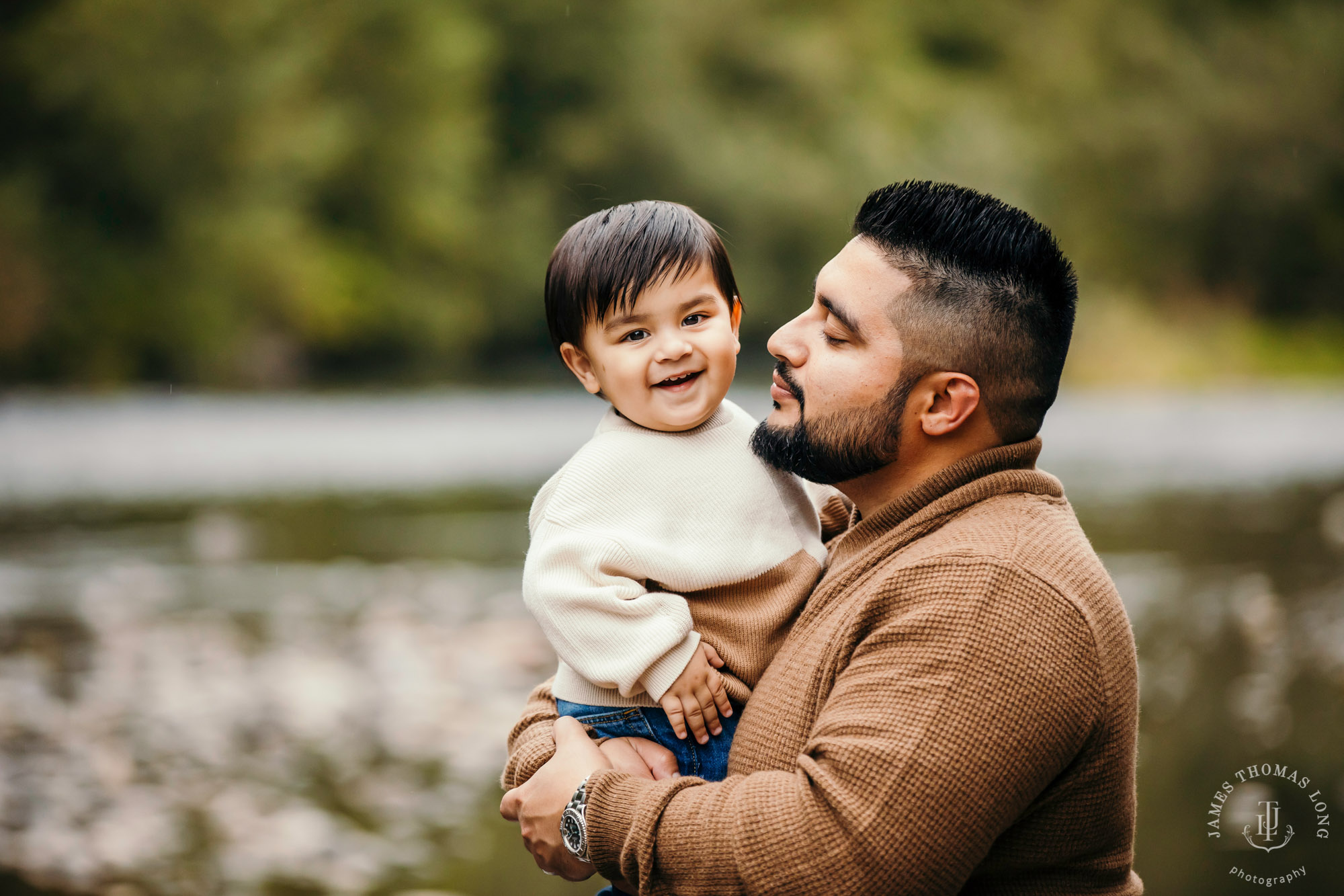 Seattle family photography session by Snoqualmie Family Photographer James Thomas Long Photography