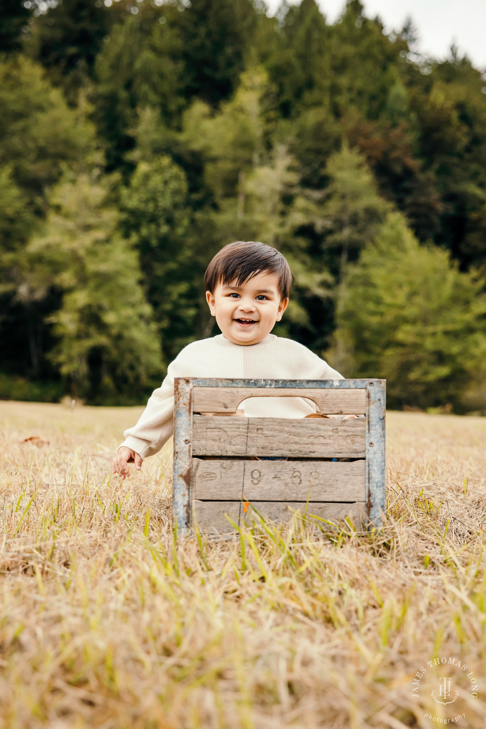 Seattle family photography session by Snoqualmie Family Photographer James Thomas Long Photography