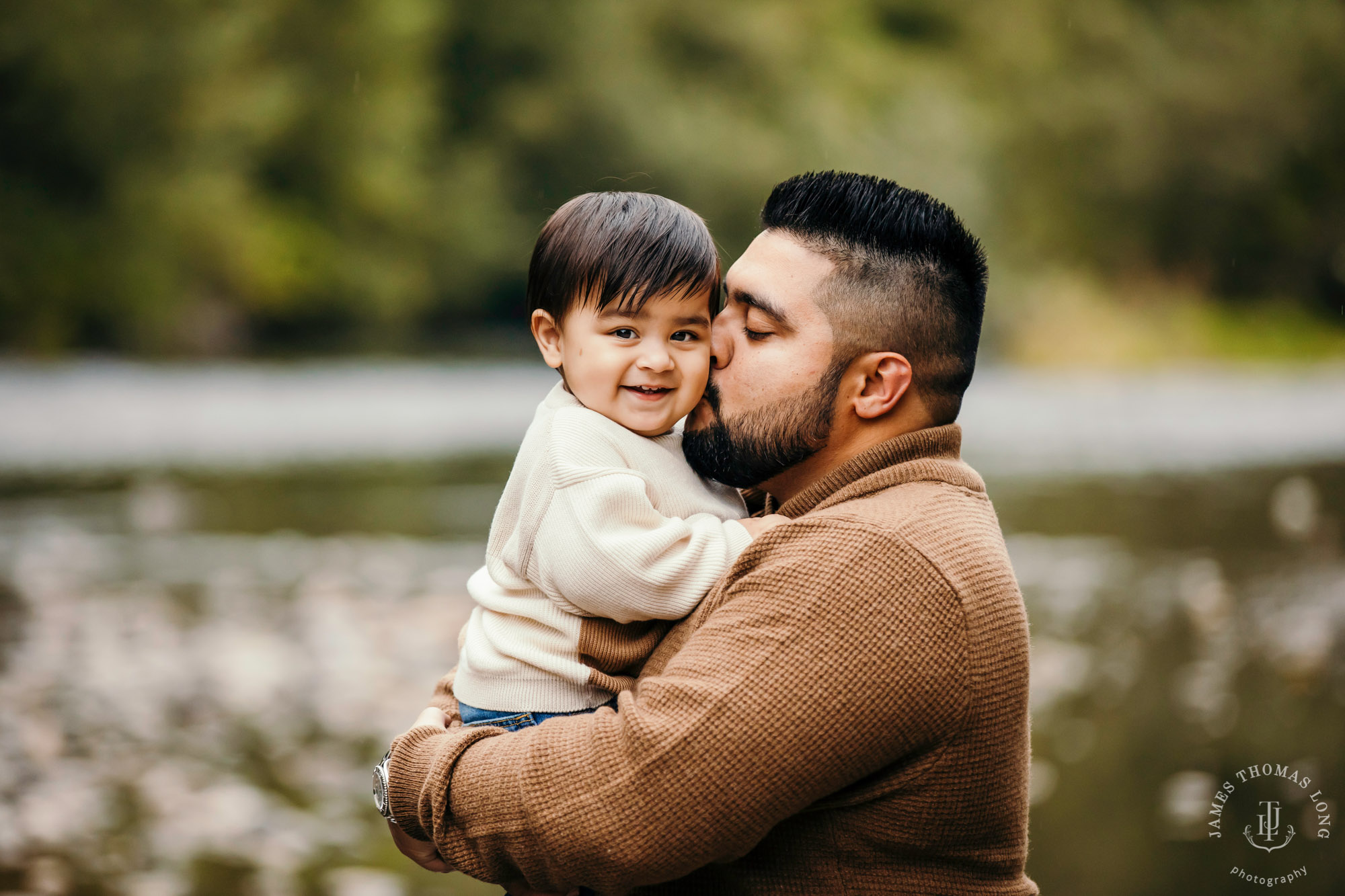 Seattle family photography session by Snoqualmie Family Photographer James Thomas Long Photography