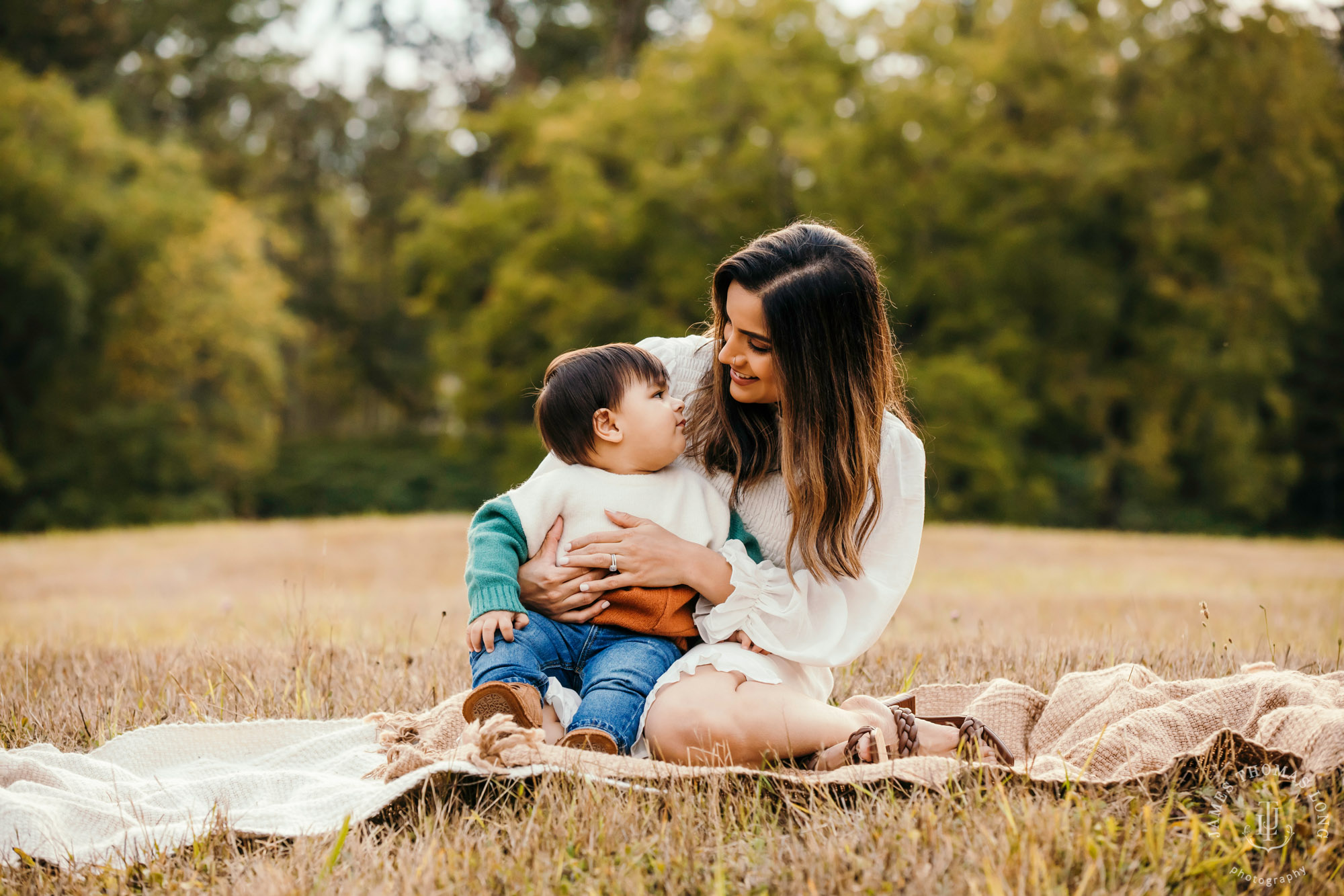 Seattle family photography session by Snoqualmie Family Photographer James Thomas Long Photography