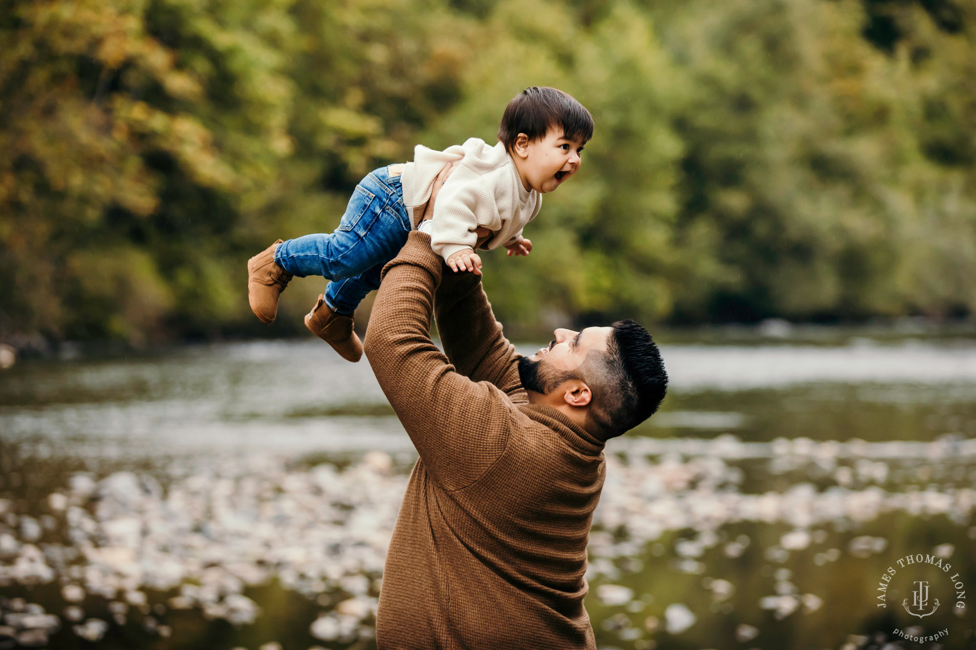 Seattle family photography session by Snoqualmie Family Photographer James Thomas Long Photography