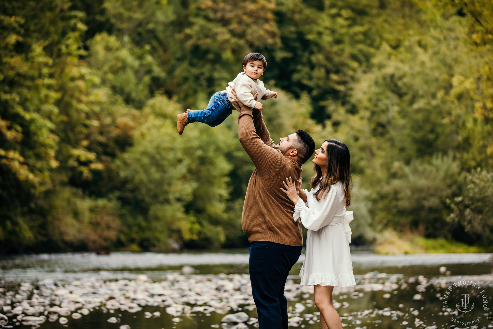 Seattle family photography session by Snoqualmie Family Photographer James Thomas Long Photography