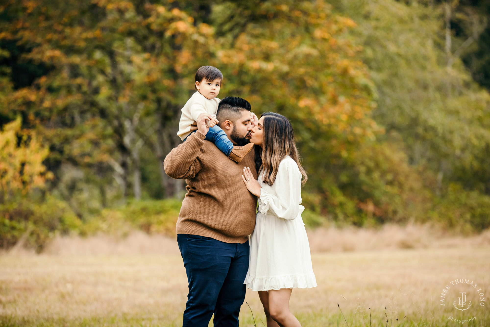 Seattle family photography session by Snoqualmie Family Photographer James Thomas Long Photography