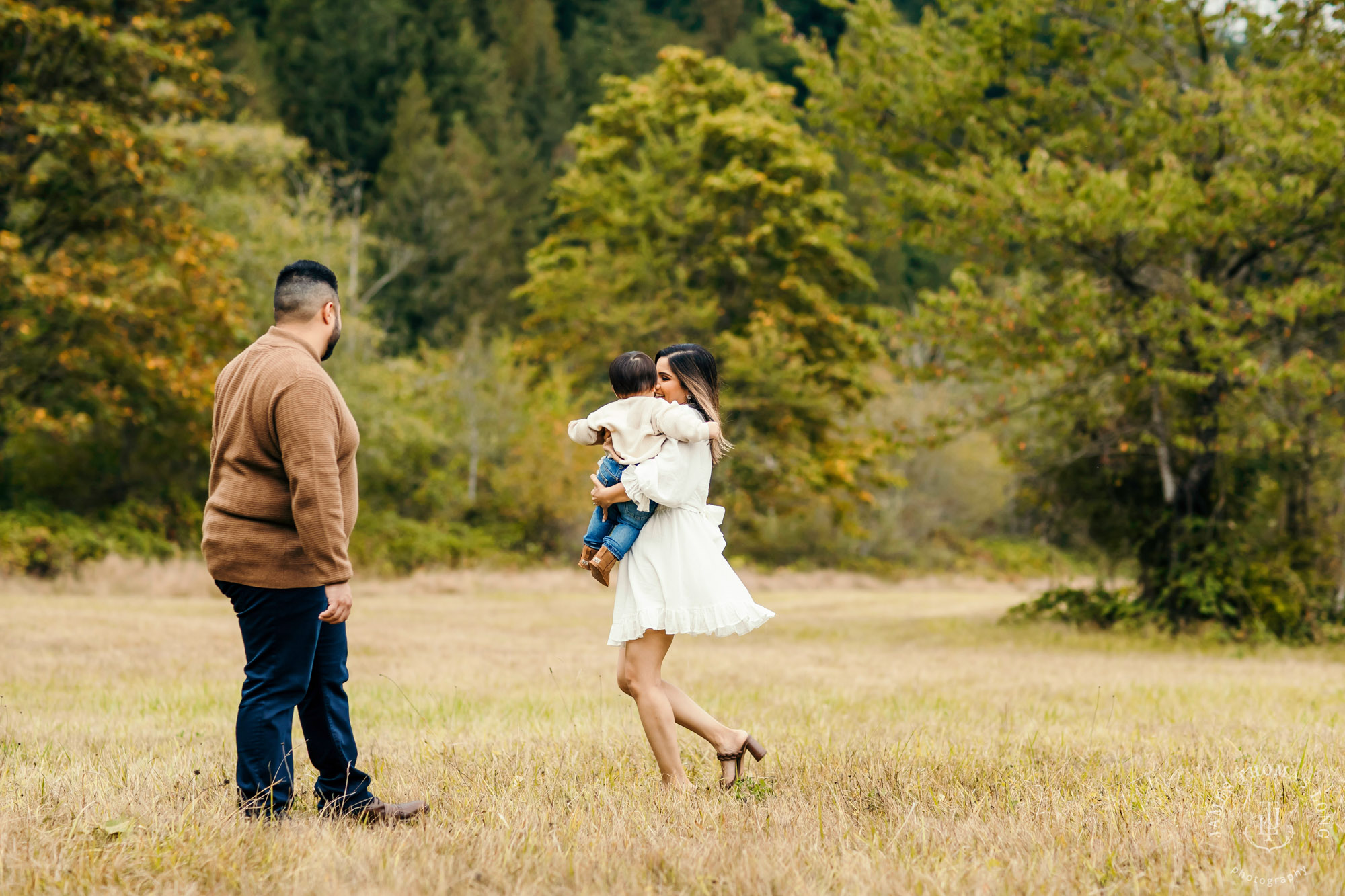 Seattle family photography session by Snoqualmie Family Photographer James Thomas Long Photography