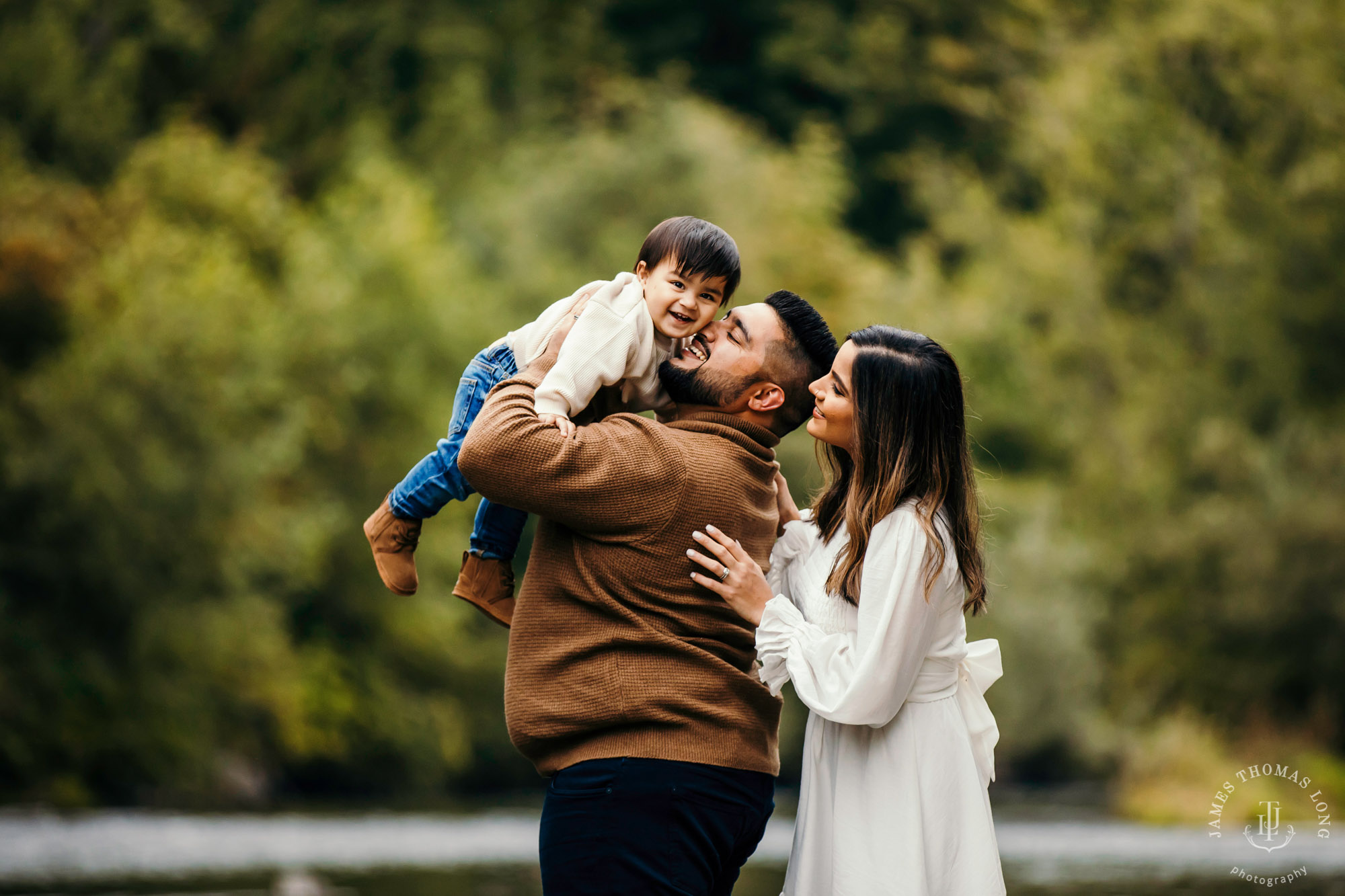 Seattle family photography session by Snoqualmie Family Photographer James Thomas Long Photography