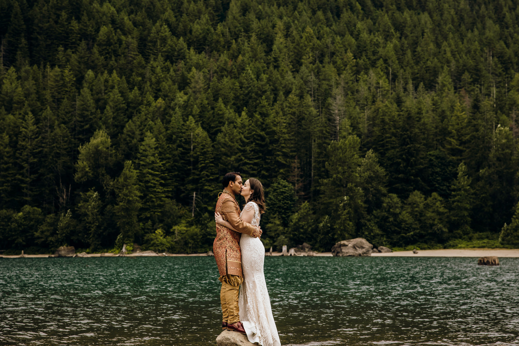 Evergreen Meadows Snoqualmie WA wedding by Snoqualmie wedding photographer James Thomas Long Photography