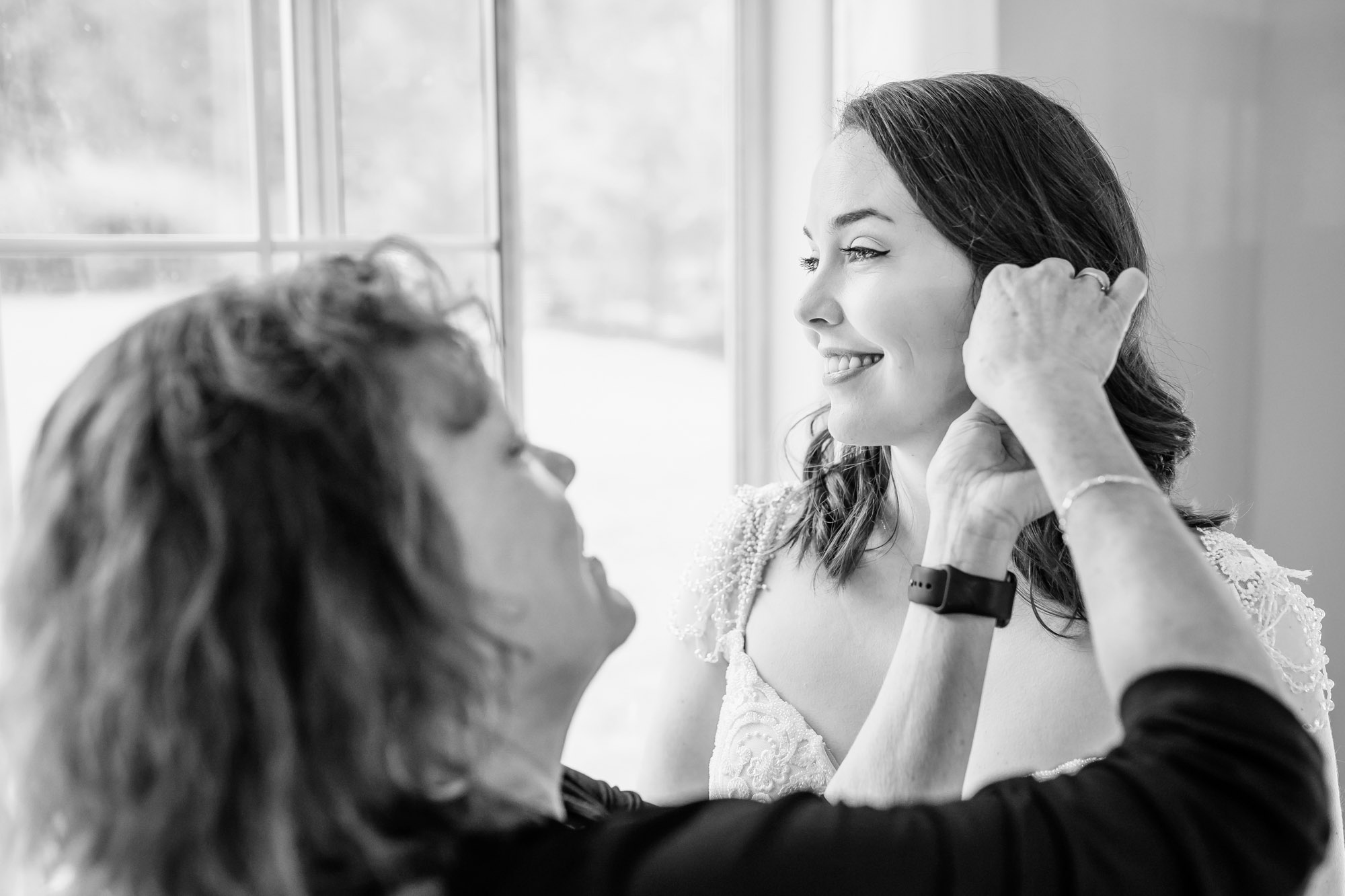 Evergreen Meadows Snoqualmie WA wedding by Snoqualmie wedding photographer James Thomas Long Photography