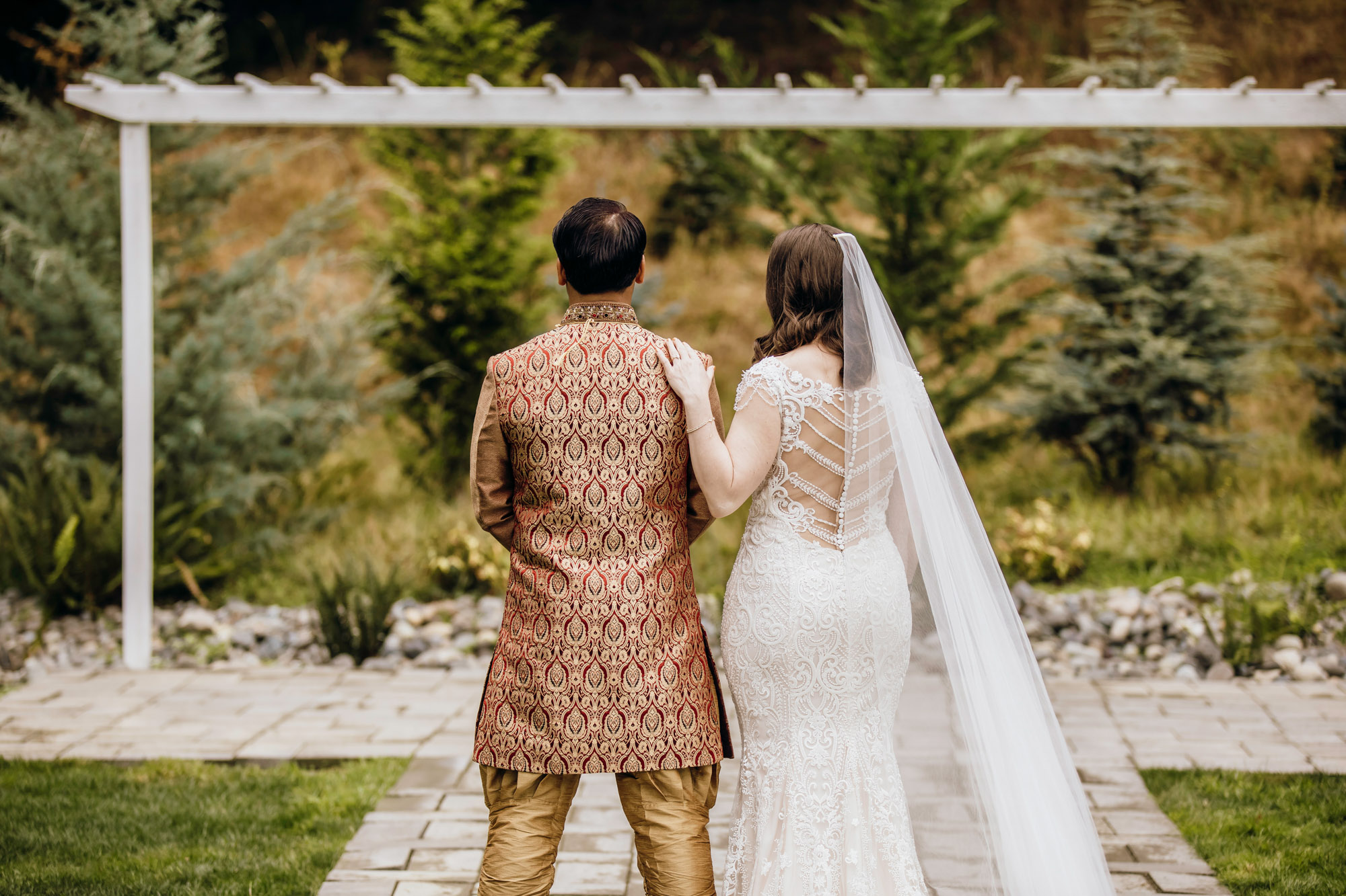 Evergreen Meadows Snoqualmie WA wedding by Snoqualmie wedding photographer James Thomas Long Photography