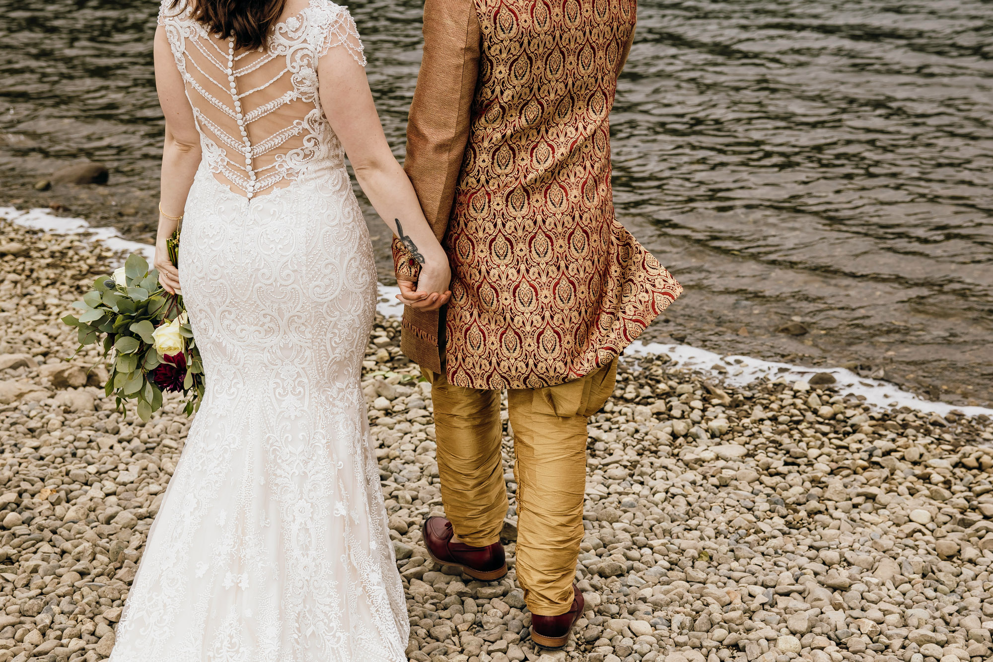 Evergreen Meadows Snoqualmie WA wedding by Snoqualmie wedding photographer James Thomas Long Photography