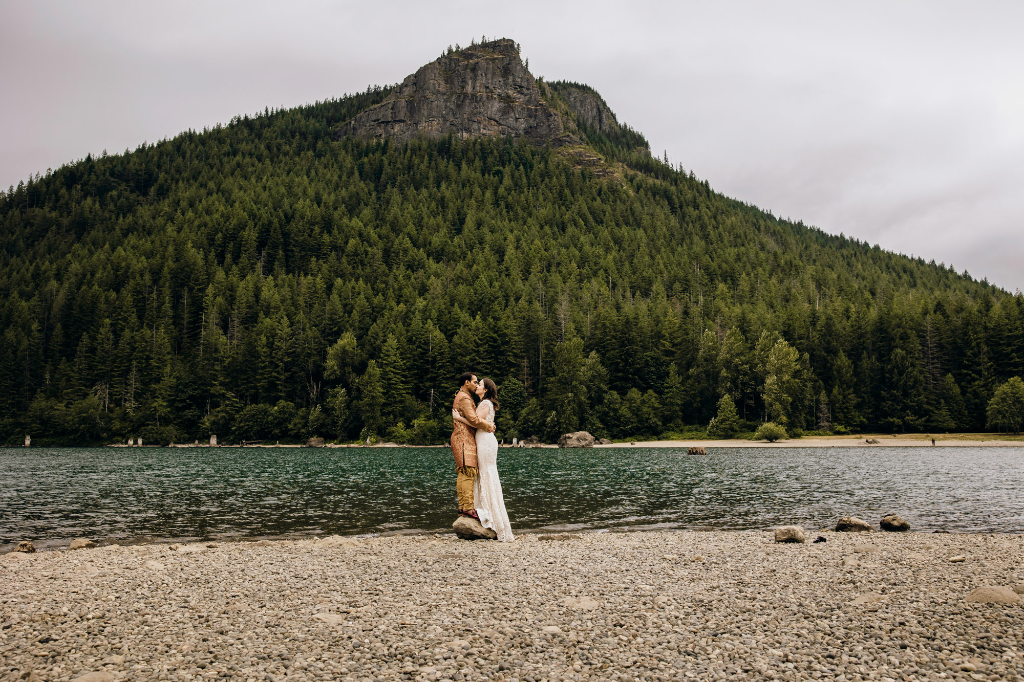 Evergreen Meadows Snoqualmie WA wedding by Snoqualmie wedding photographer James Thomas Long Photography