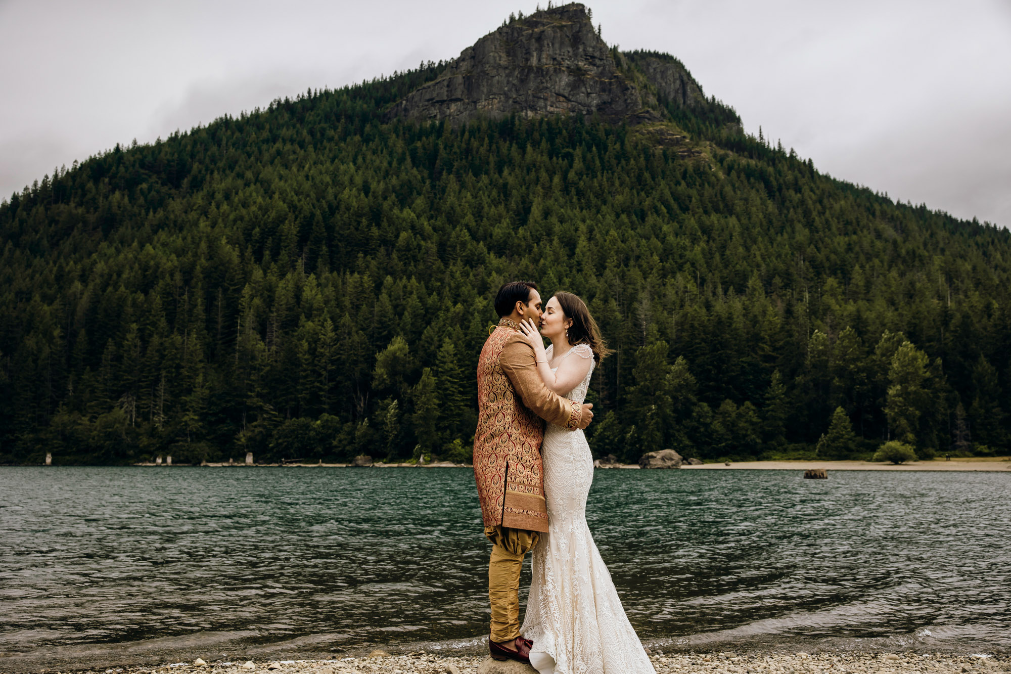 Evergreen Meadows Snoqualmie WA wedding by Snoqualmie wedding photographer James Thomas Long Photography