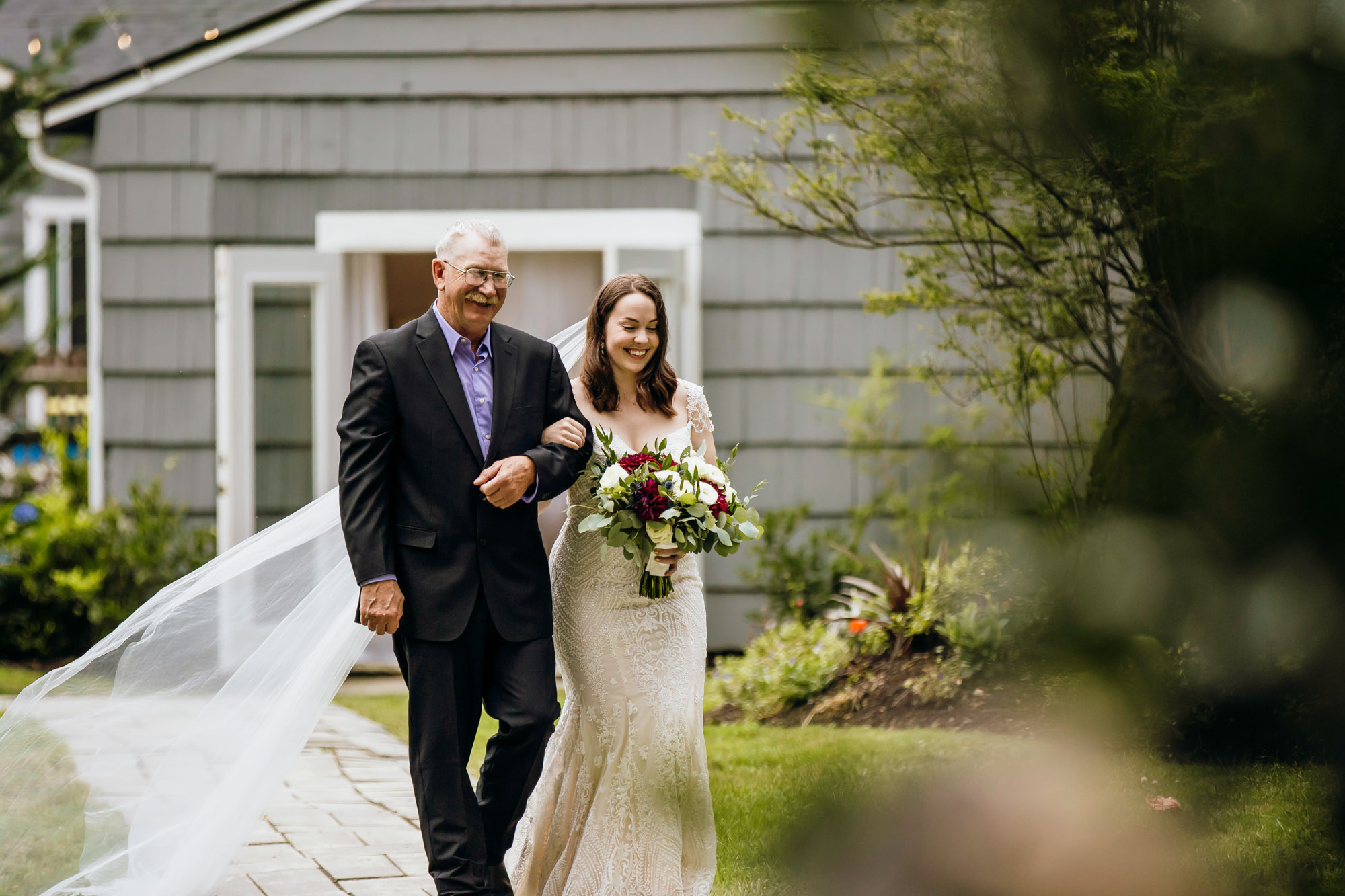 Evergreen Meadows Snoqualmie WA wedding by Snoqualmie wedding photographer James Thomas Long Photography