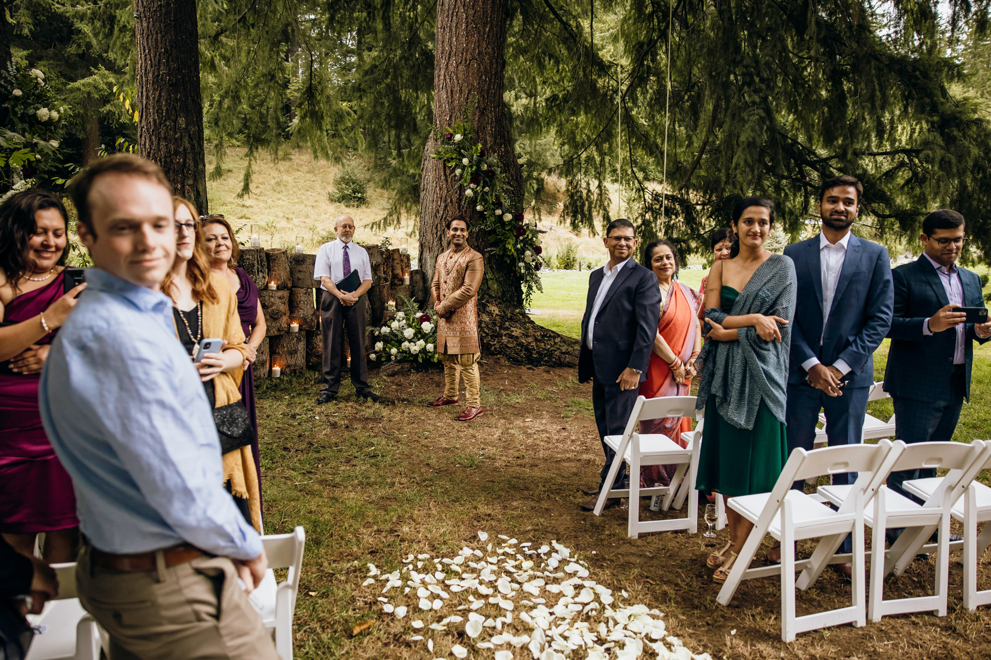 Evergreen Meadows Snoqualmie WA wedding by Snoqualmie wedding photographer James Thomas Long Photography